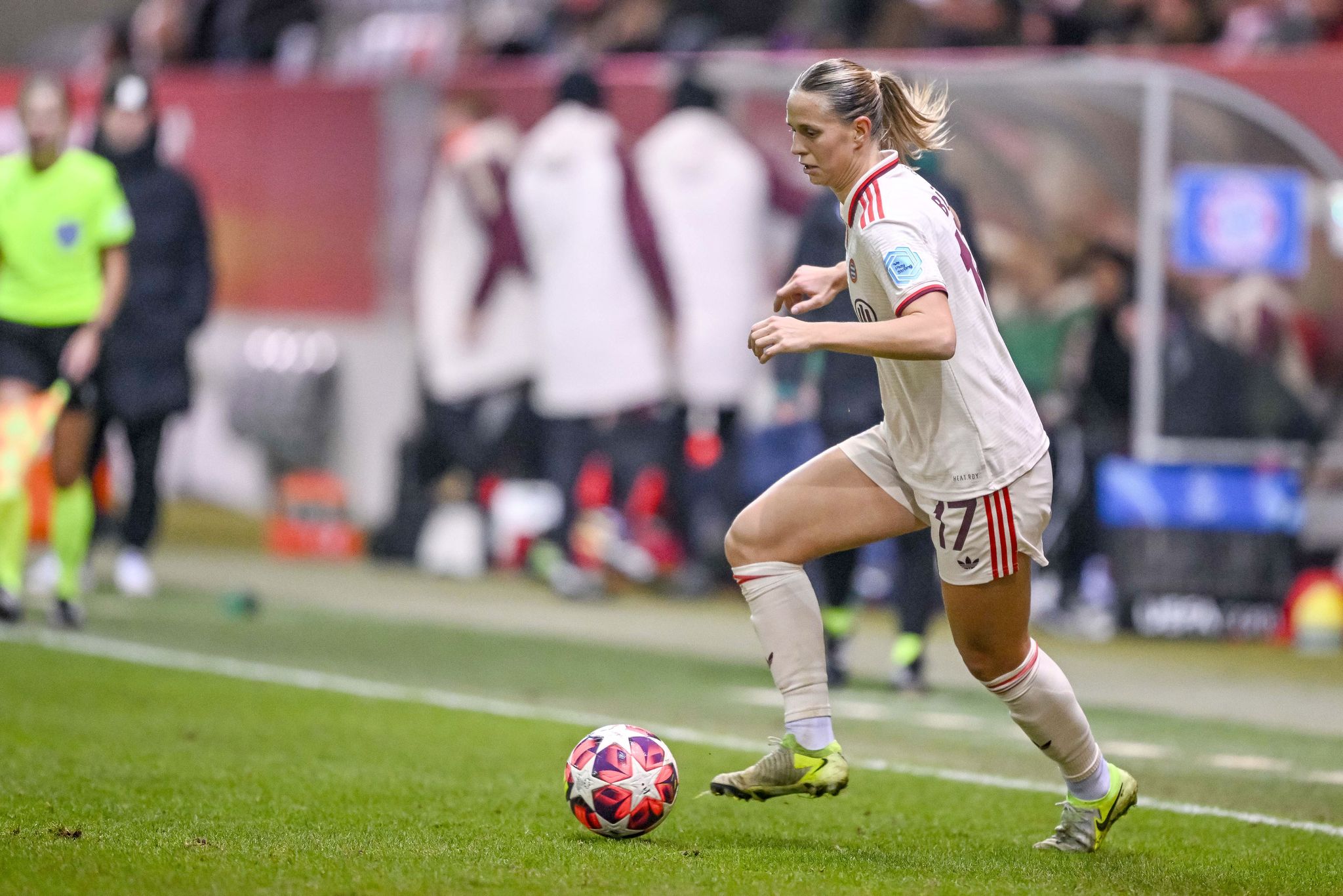 Klara Bühl leitet Sieg für Bayern-Frauen ein