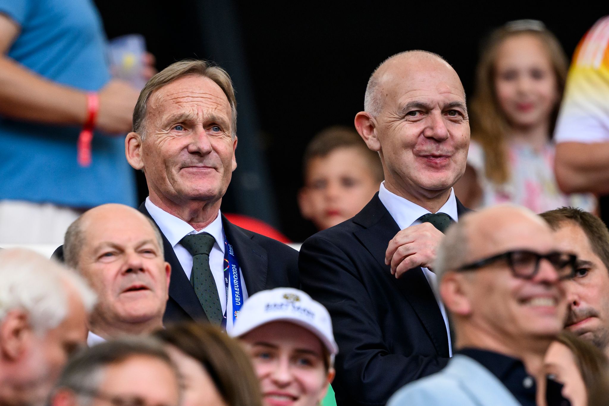 Neuendorf und Watzke behalten Top-Jobs bei FIFA und UEFA