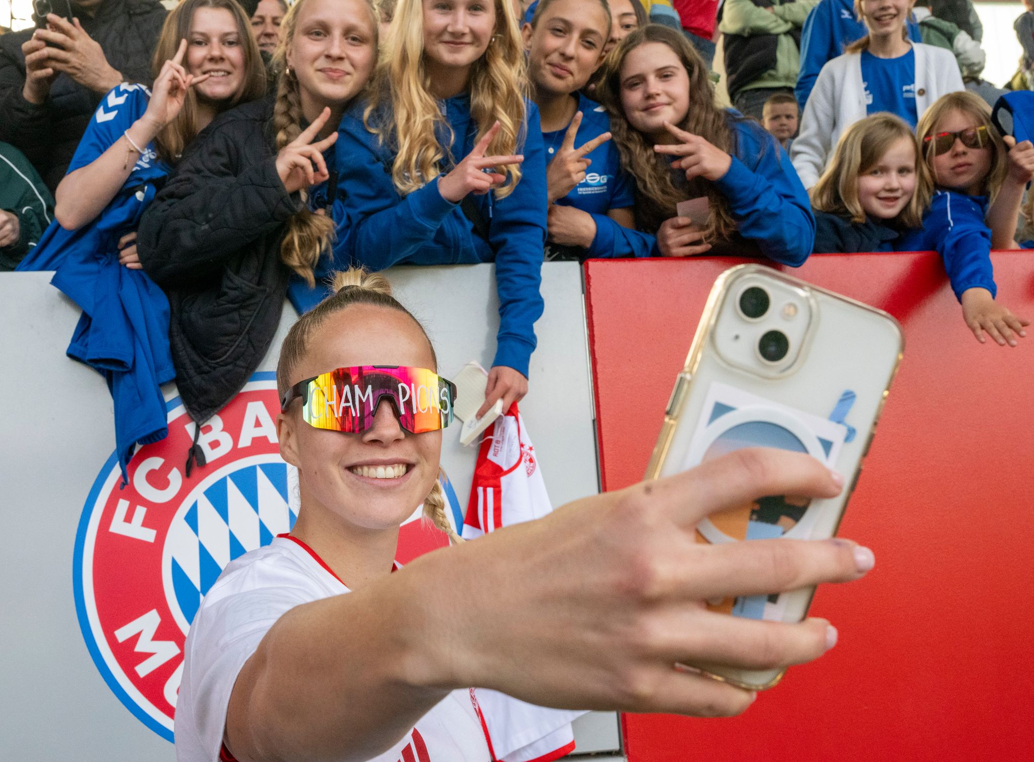 Bayern-Fußballerinnen wollen «Kirsche auf die Torte» setzen
