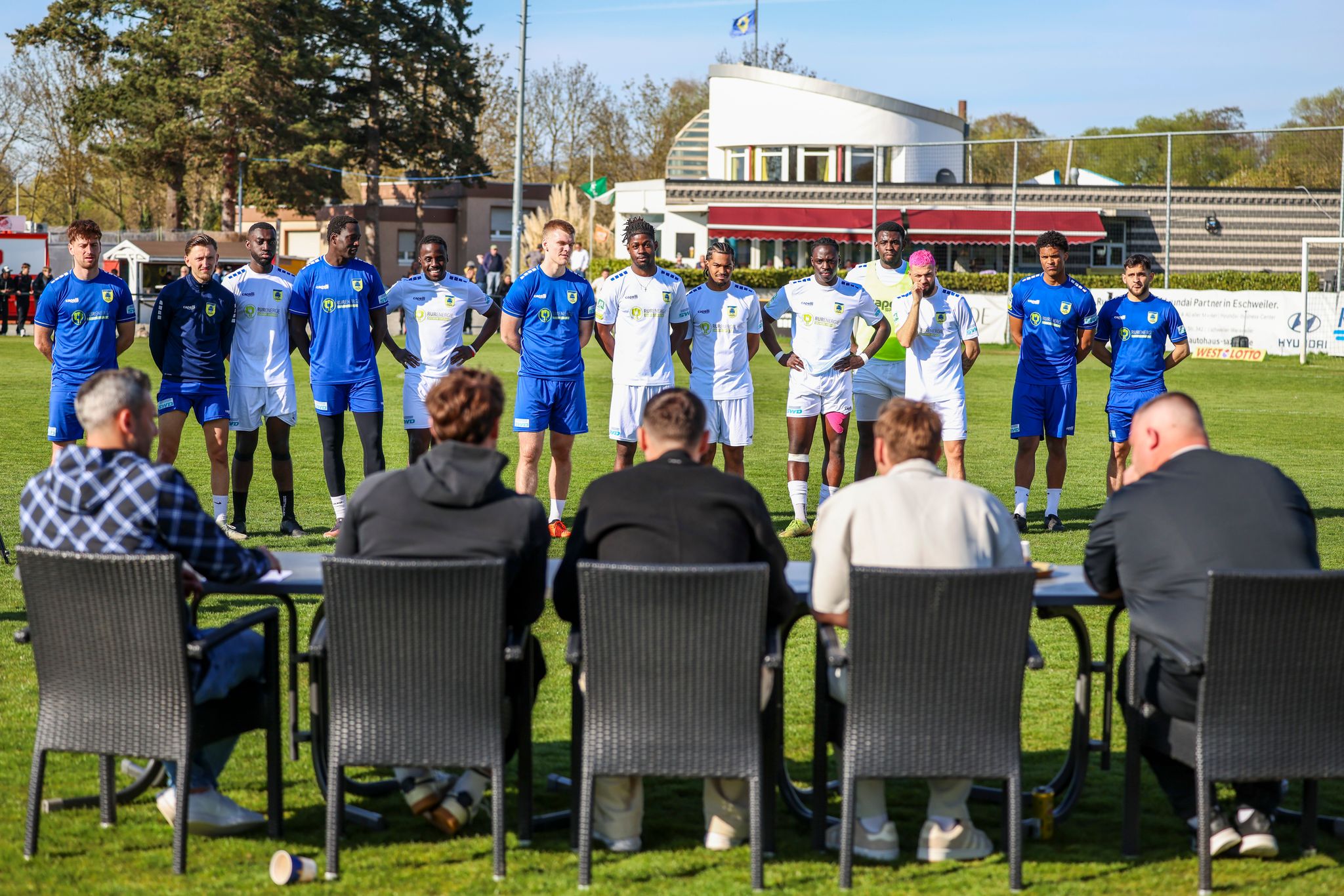 Nach Aufruf im Internet: Regionalligist findet neue Spieler