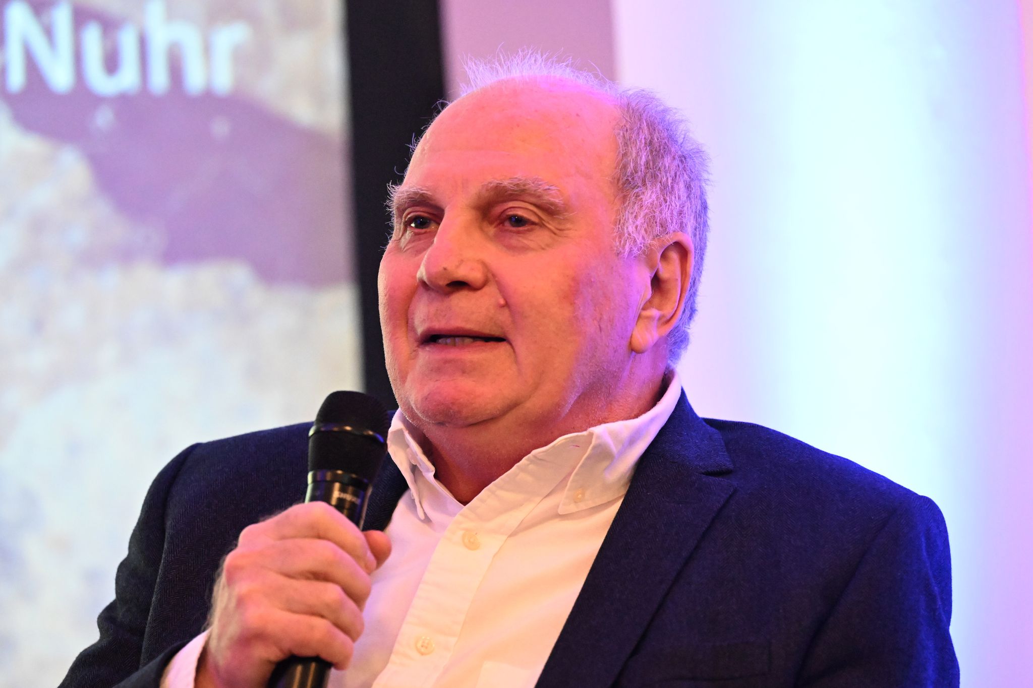 Hoeneß über Medien: Geht um jeden Furz links und rechts