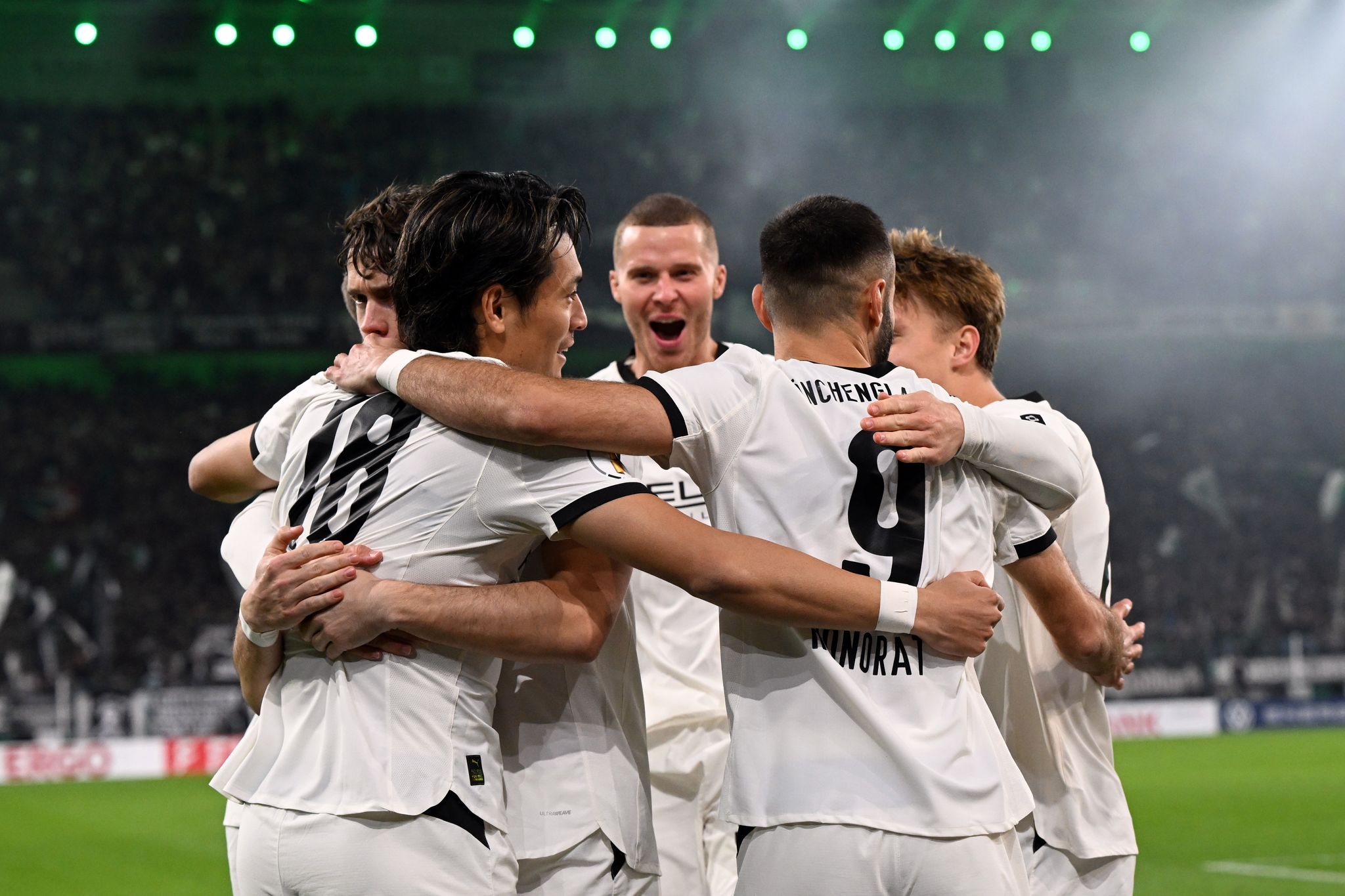 Gladbach kann noch gewinnen: 3:1 gegen Karlsruhe