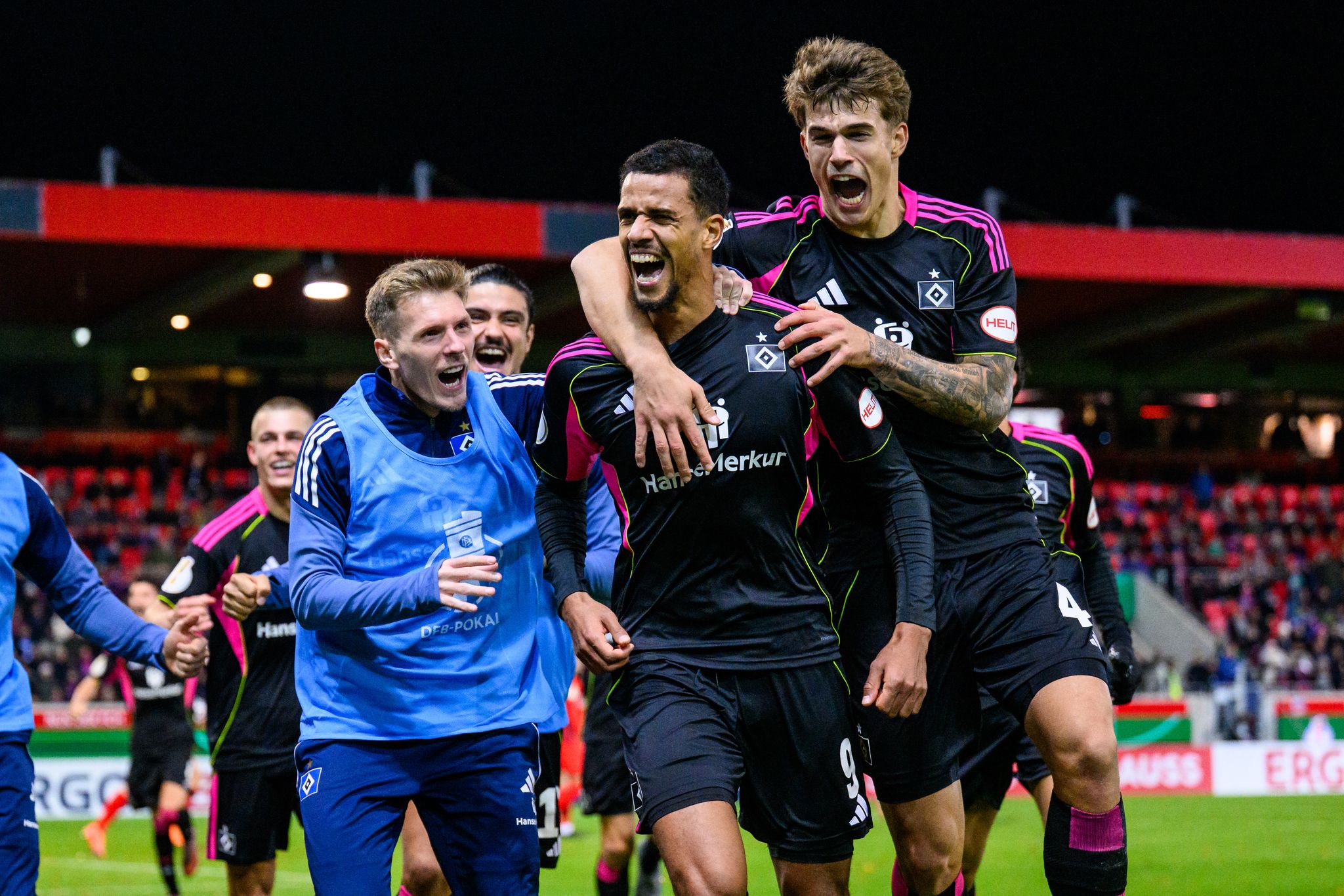 Joker Glatzel schießt HSV zum Sieg in Heidenheim