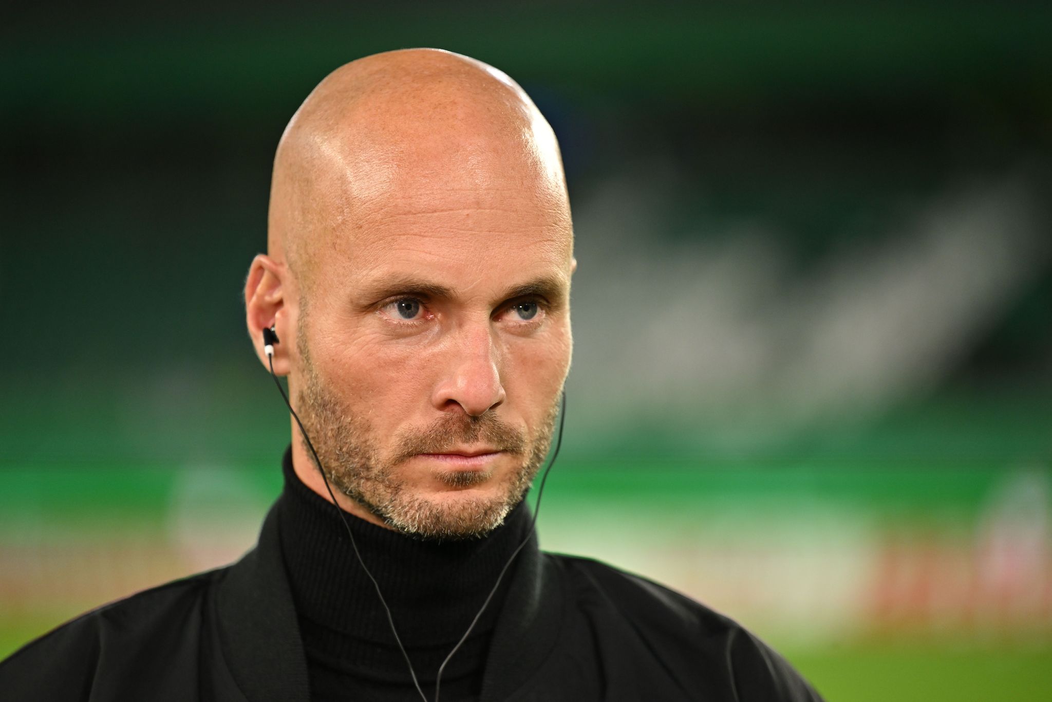 Brandrede des Torwarts – Simonis bleibt Wolfsburg-Trainer