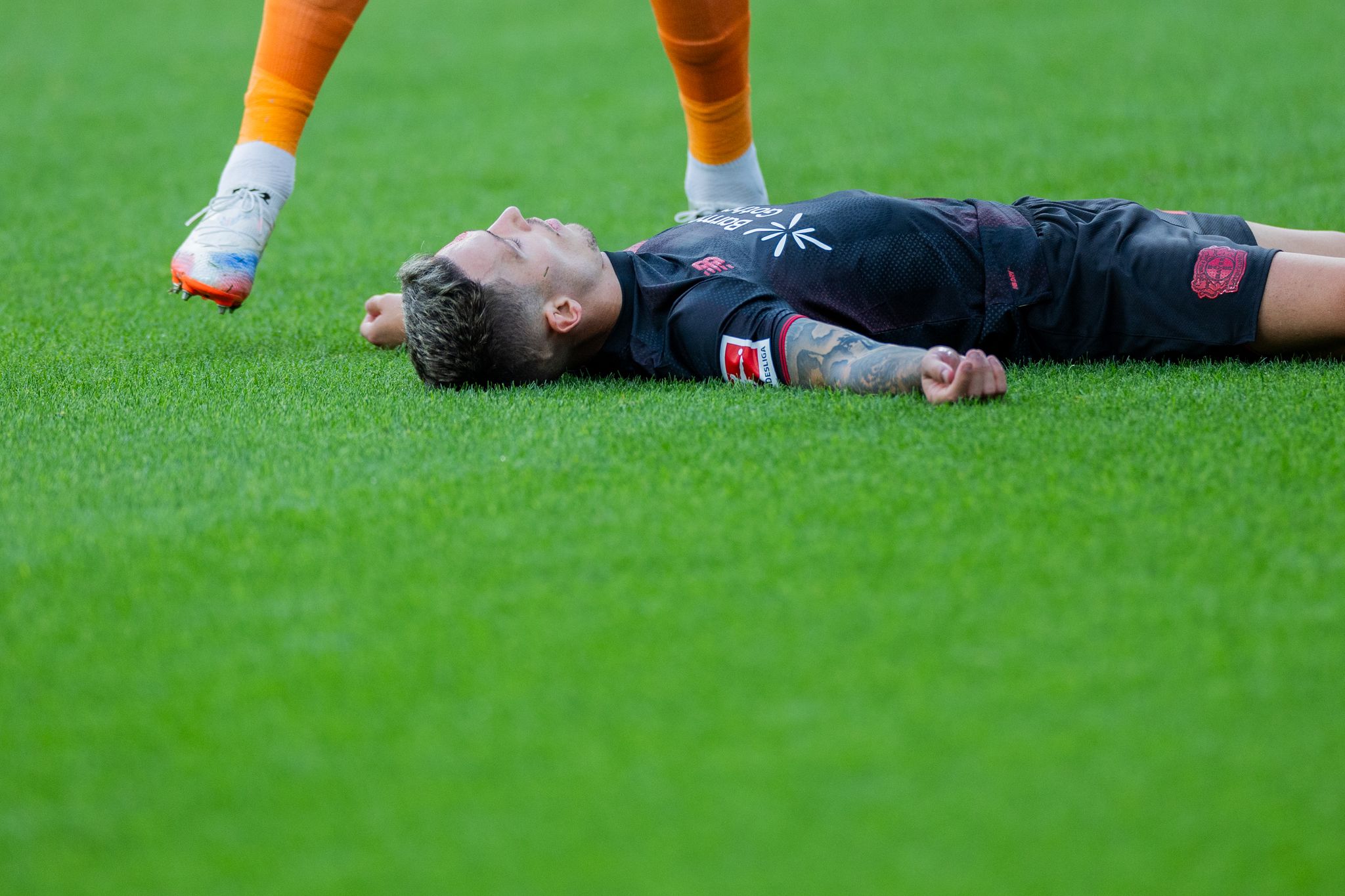 Sorge um Grimaldo überschattet Bayer-Sieg gegen Union Berlin