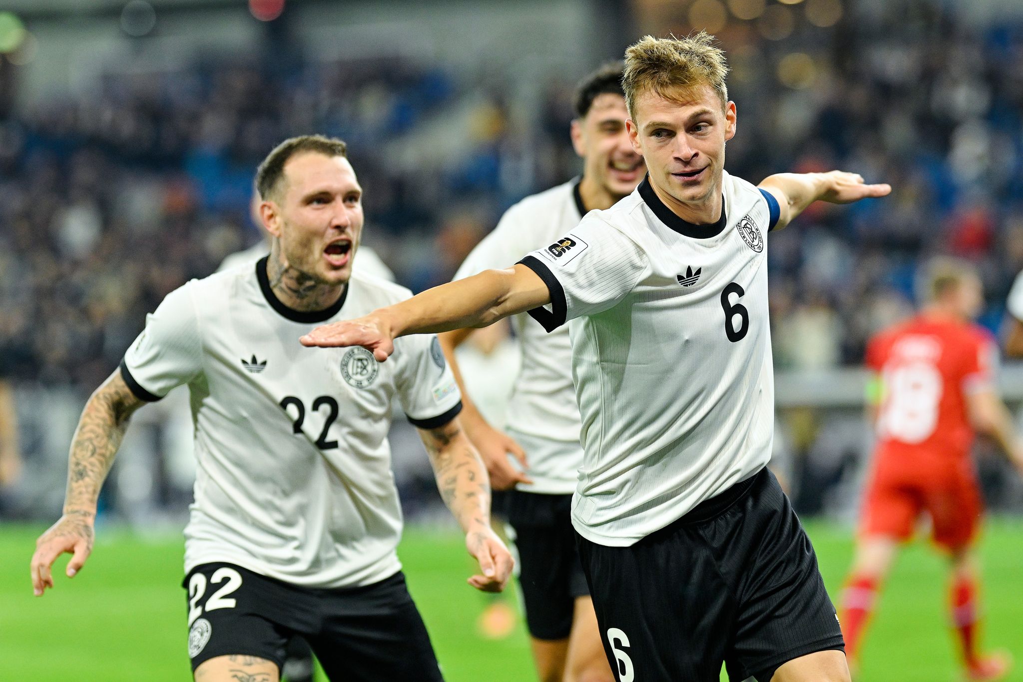 Nationalelf im Bayern-«Flow» mit Kapitän und Trauzeuge