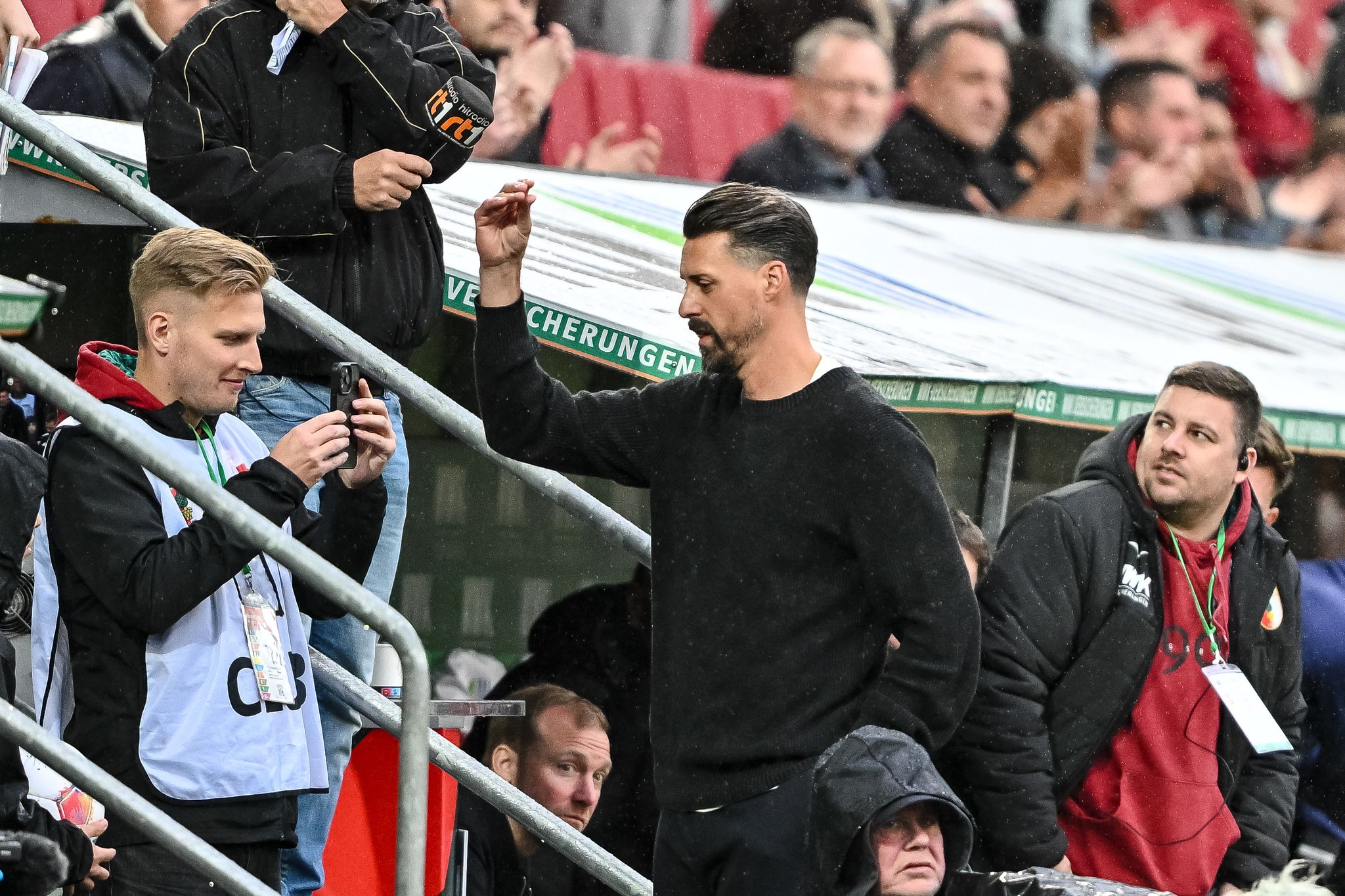 Alle wollen «Typen»: Augsburg-Chef stellt sich hinter Wagner