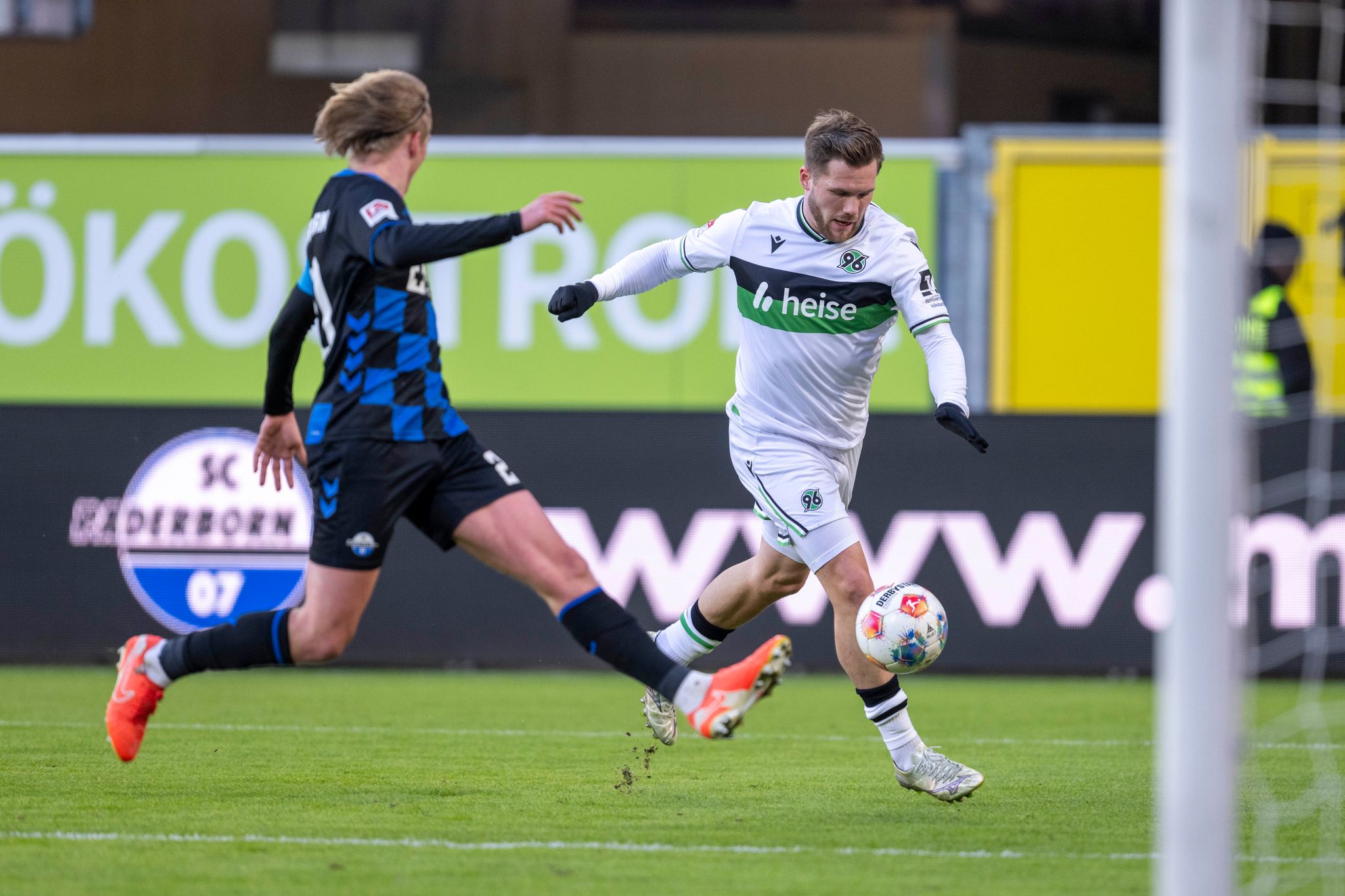 Hannover beendet Paderborner Siegesserie mit 2:0