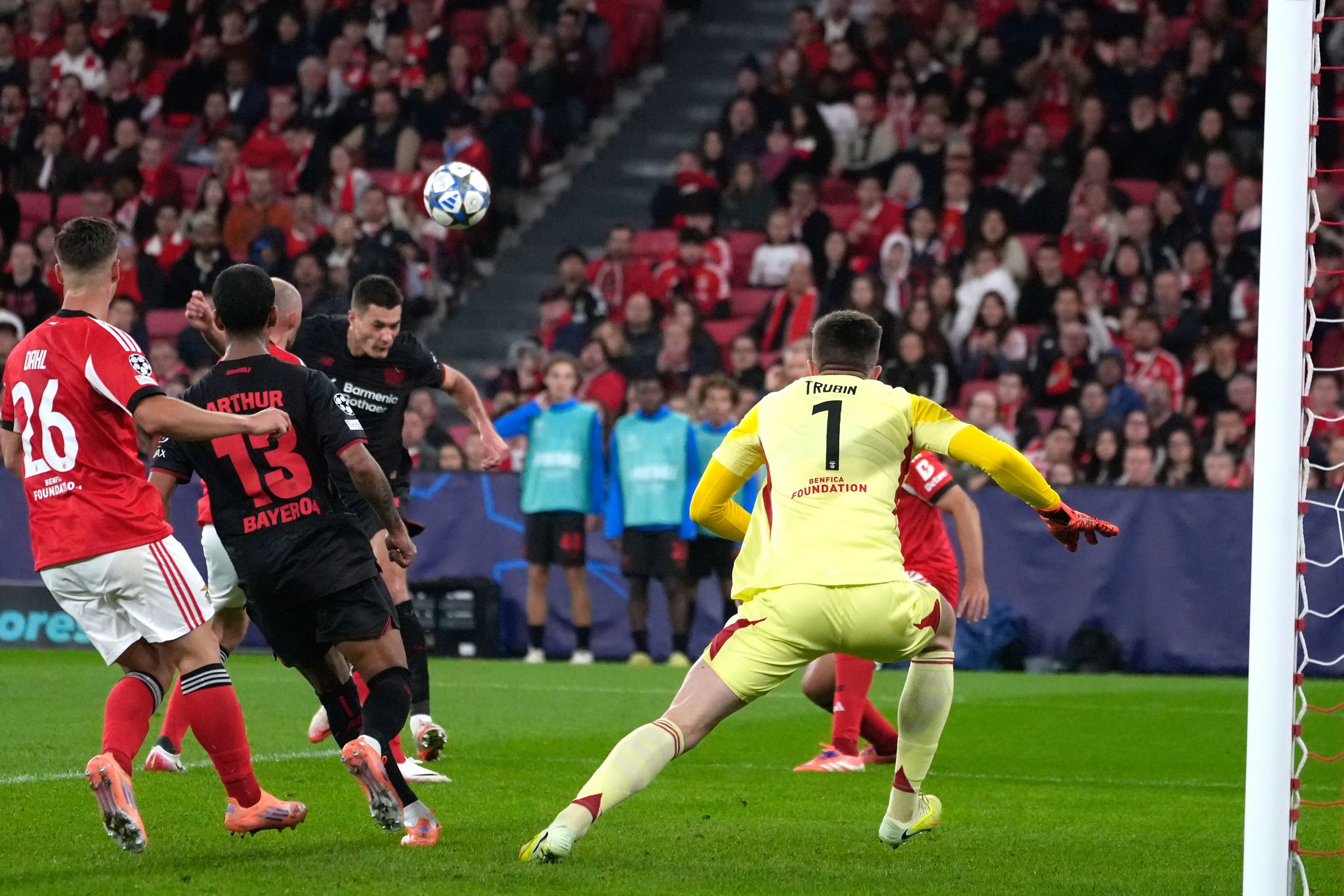 Dank Schick: Bayer holt ersten Champions-League-Sieg