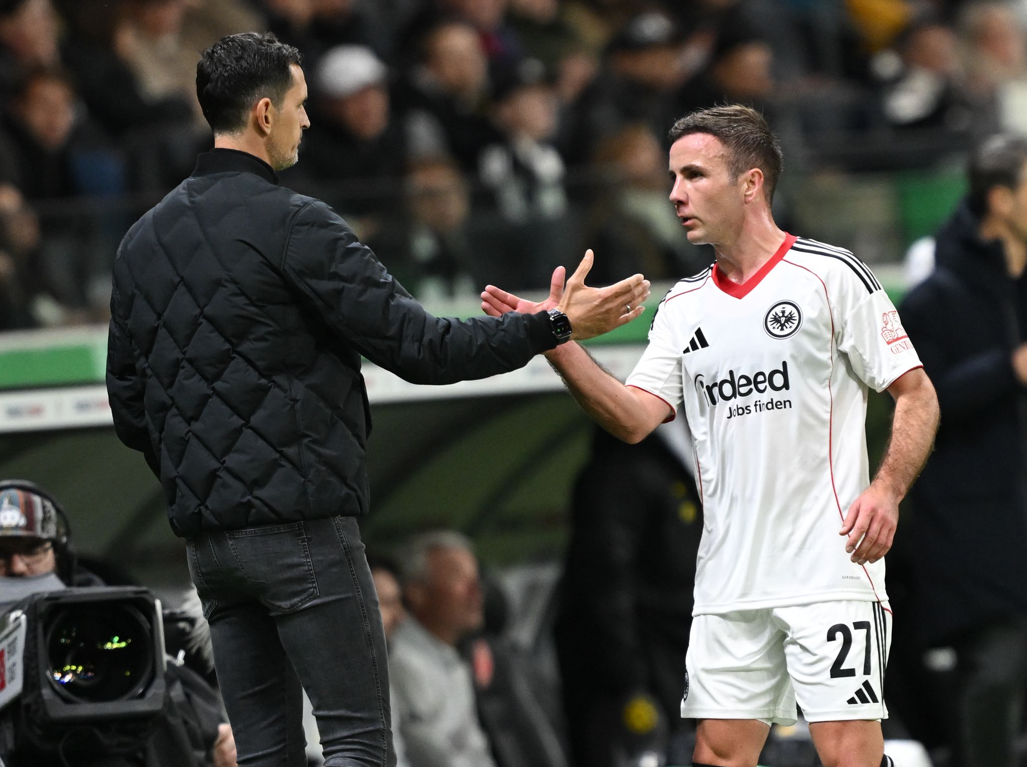 Fußball-Star Götze mit neuem Haupthaar