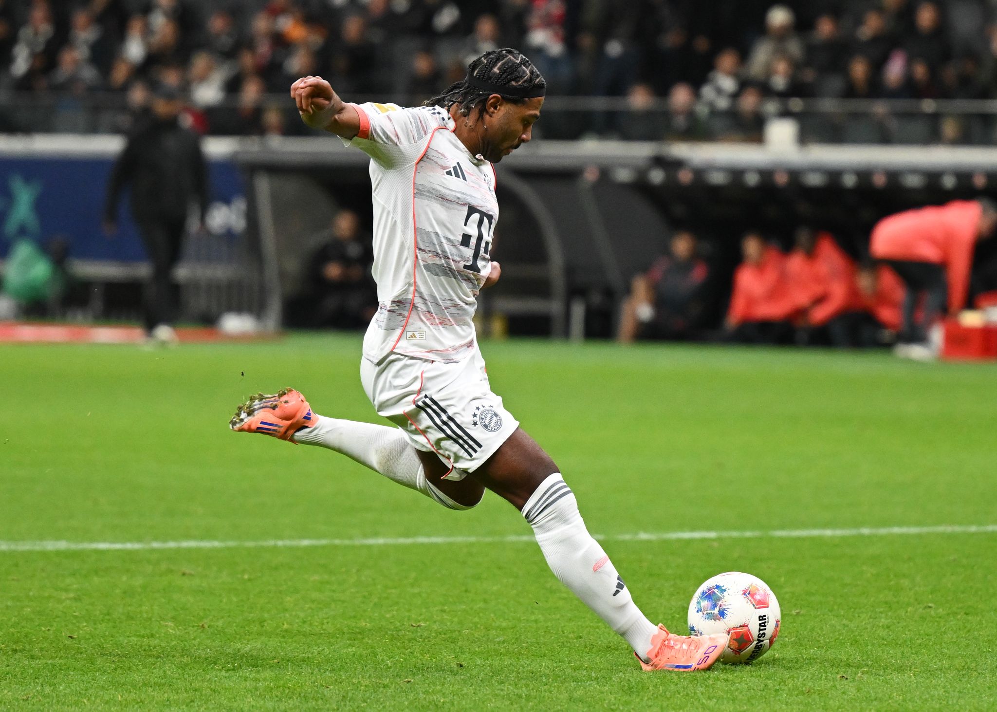 Gnabry vor Arsenal beim FC Bayern zurück