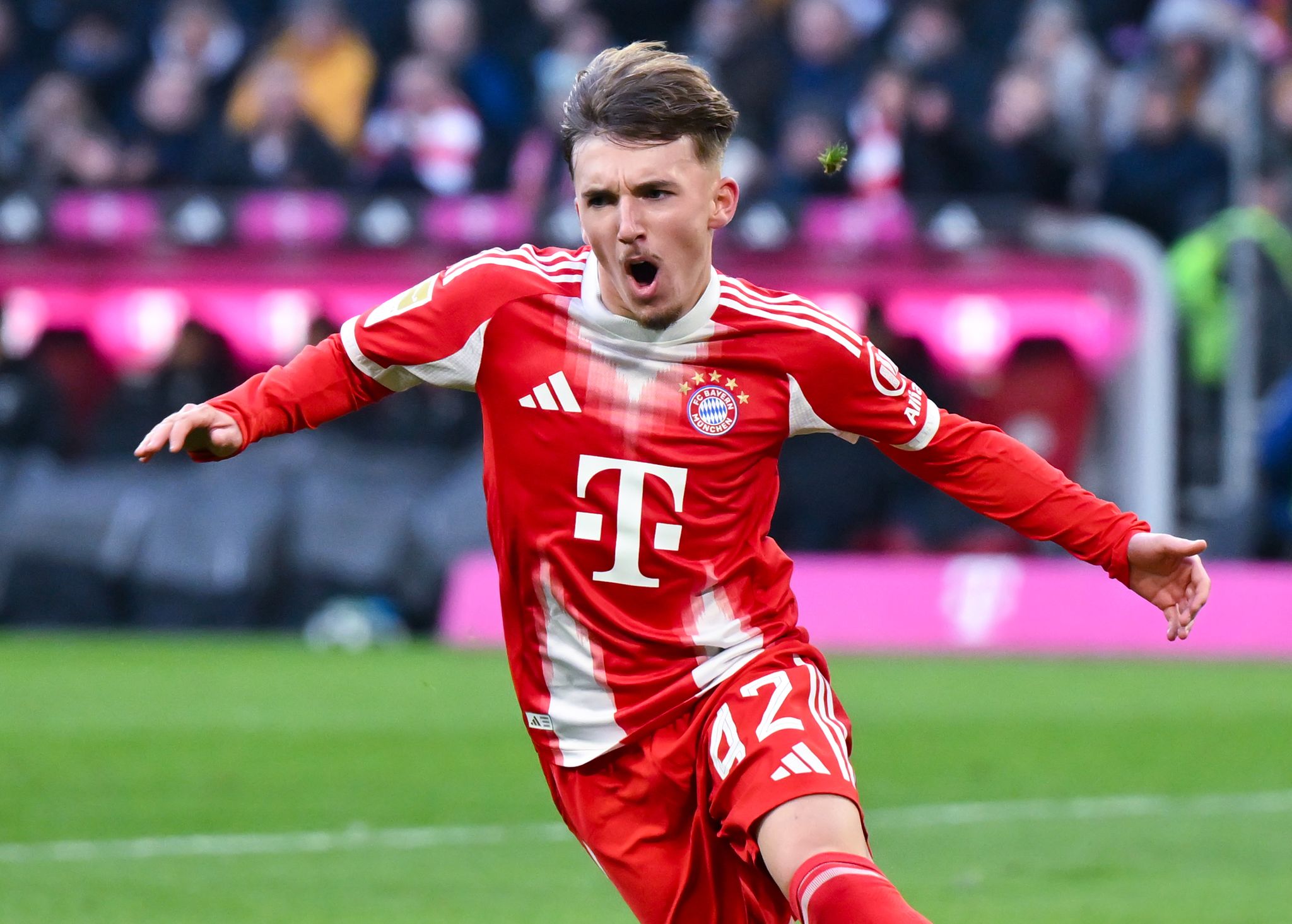 17 Jahr, wunderbar: Der Hype um Karl und Messi-Vergleiche