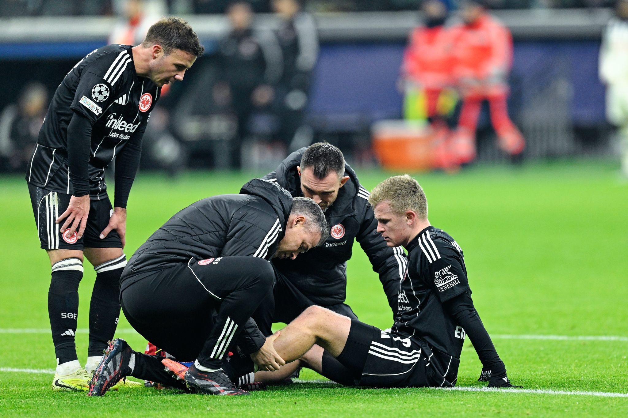 Eintracht verkündet Diagnose bei Burkardt