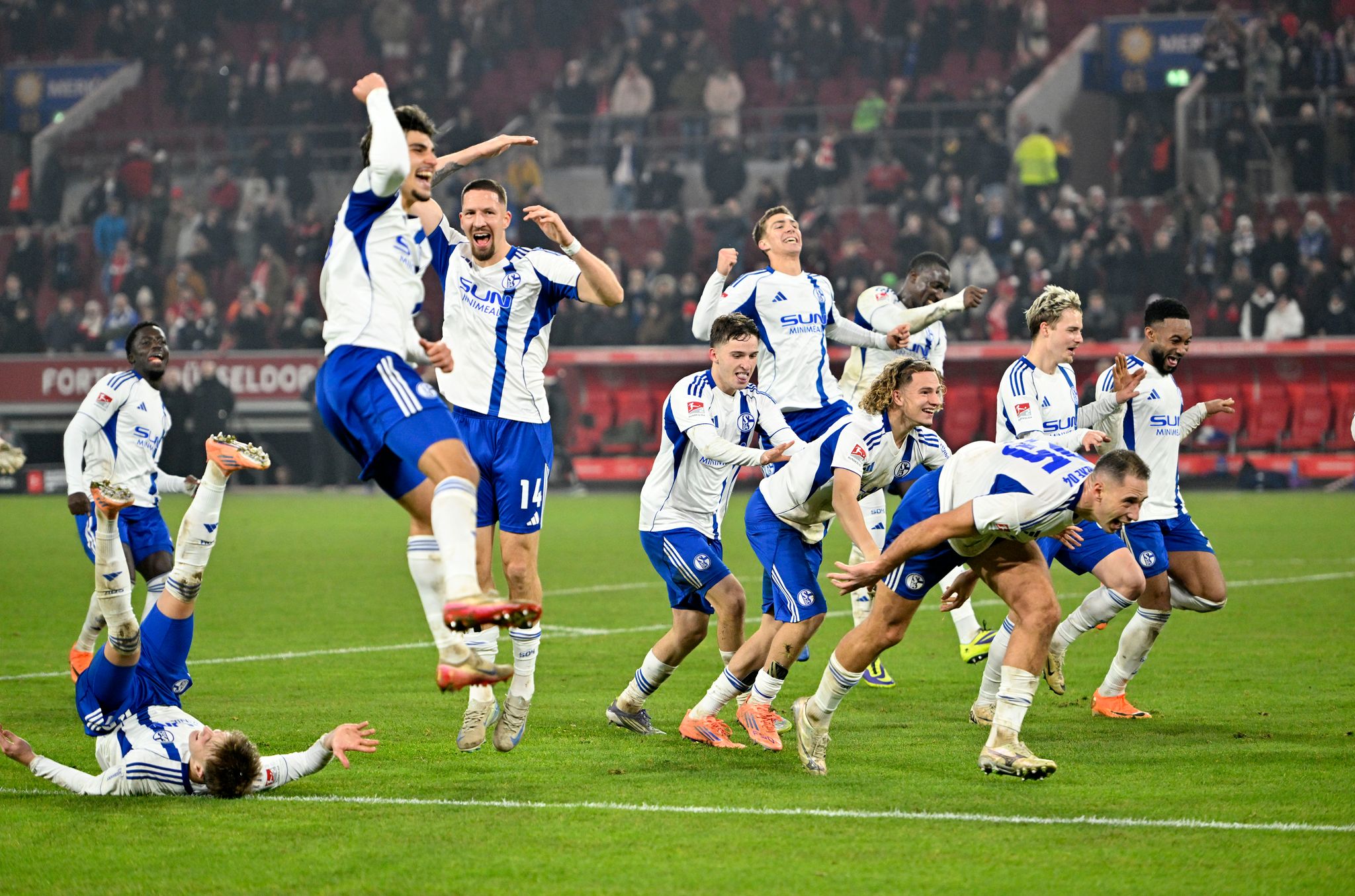 «Spitzenreiter, Spitzenreiter» – Schalke vor Herbsttitel