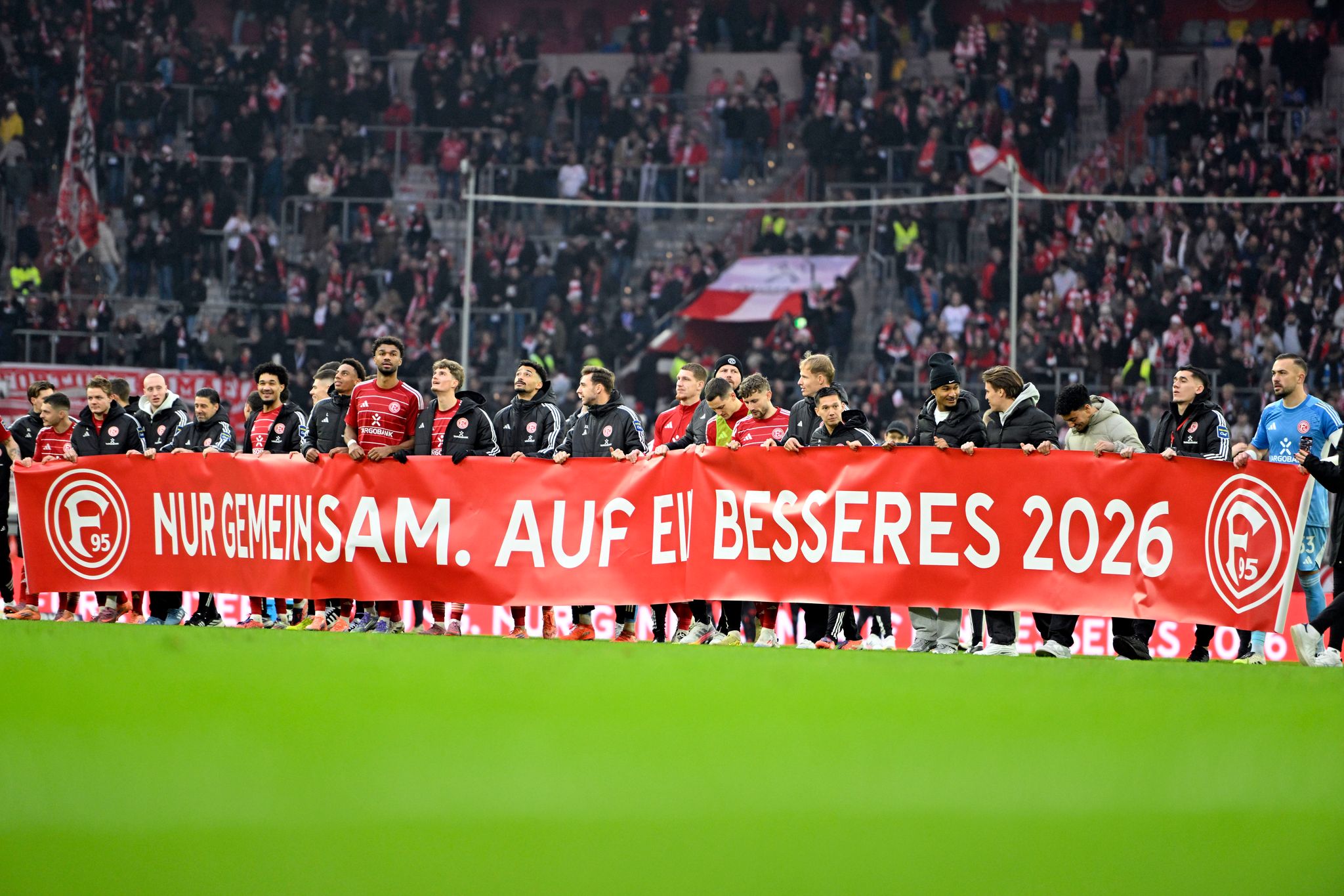 Abstiegskampf in zweiter Liga: Clubs schöpfen Hoffnung