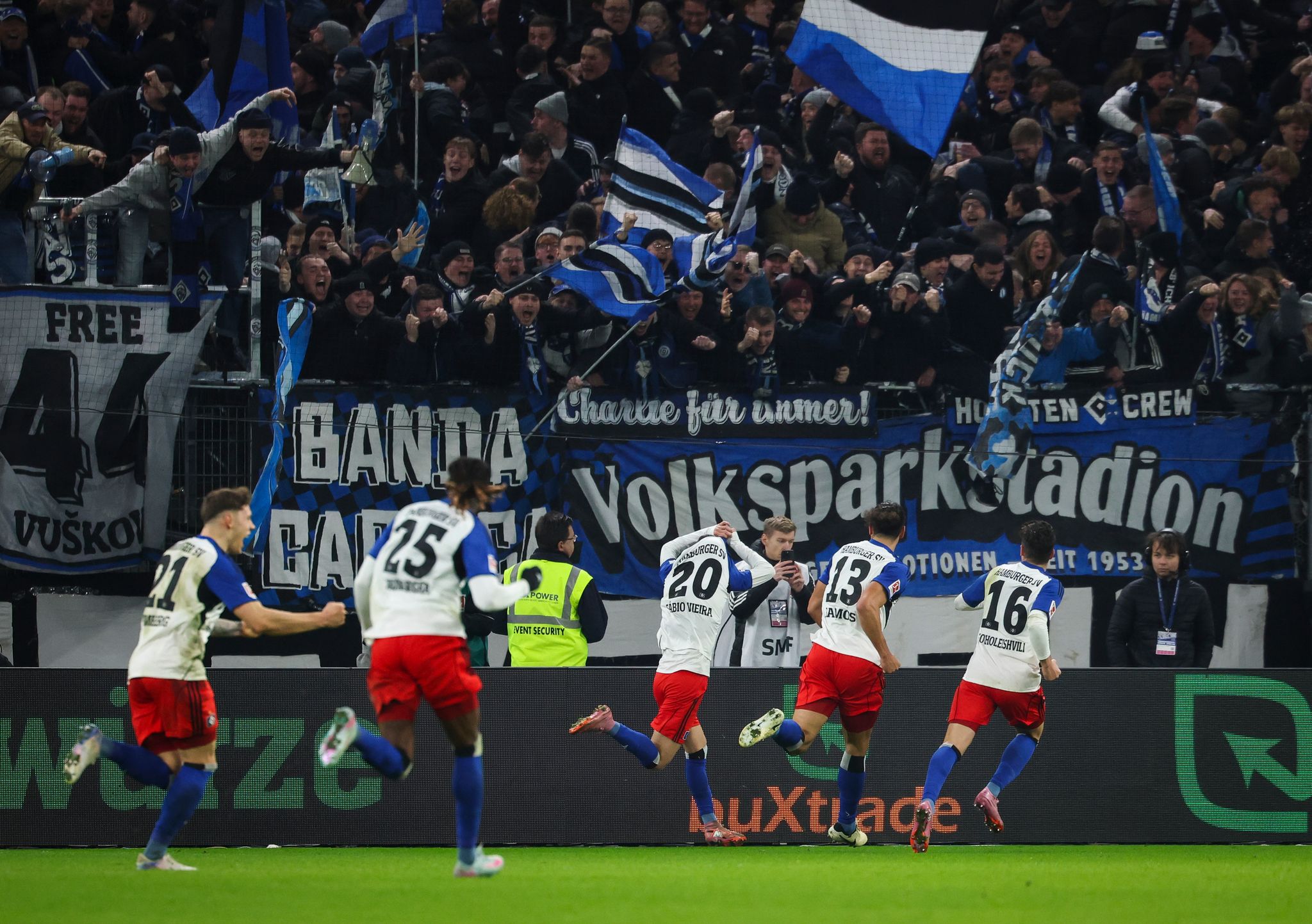 Undav nimmt späten Stuttgarter K.o. beim HSV auf seine Kappe