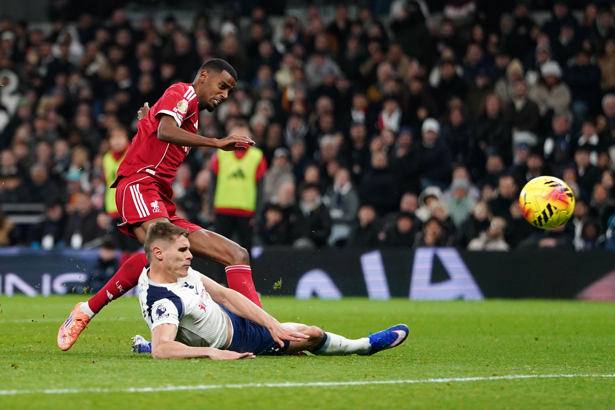 Diagnose da: Liverpools Rekordtransfer Isak fällt lange aus