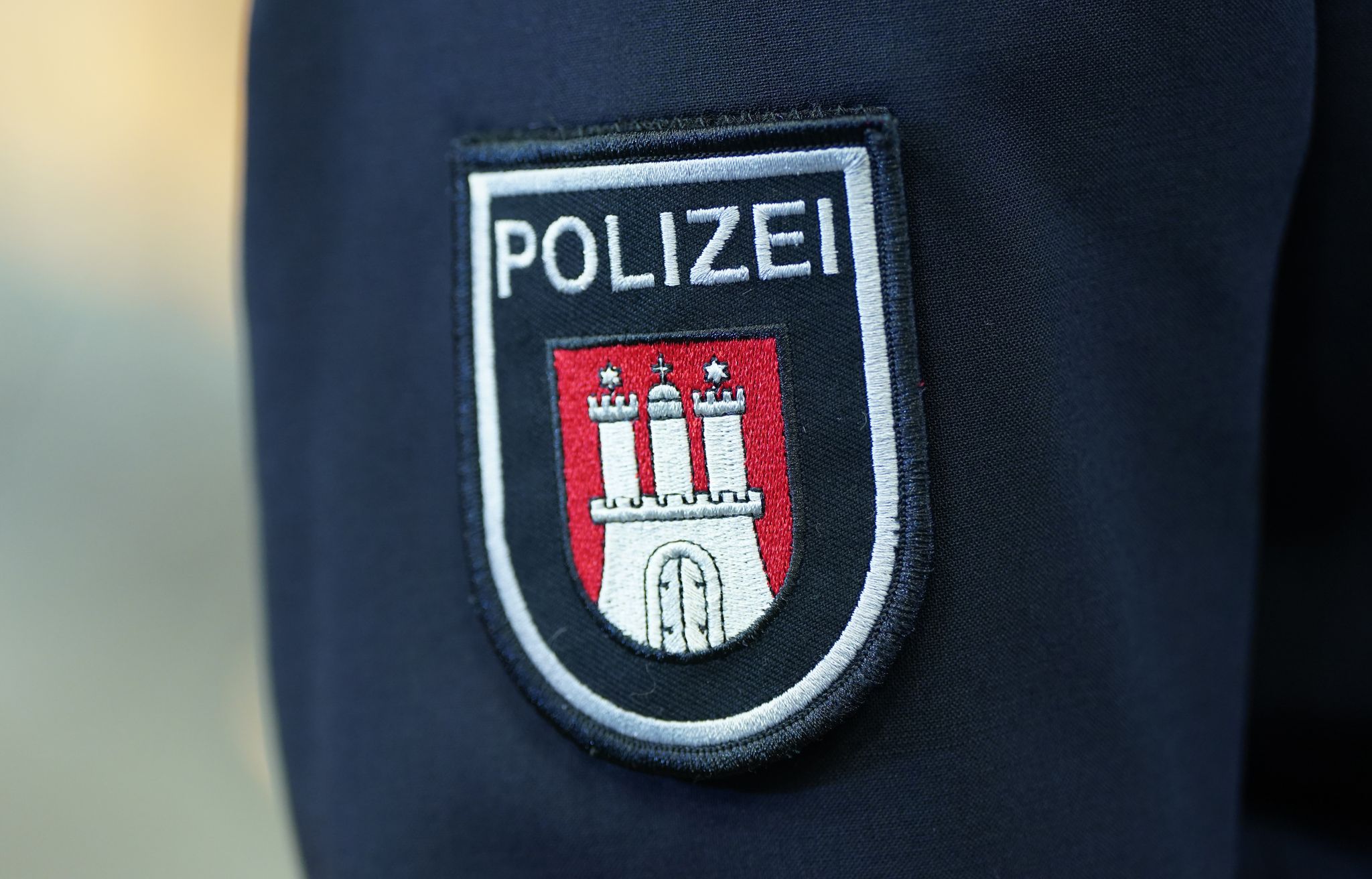Vor HSV-Spiel: 55 Fußballfans in Gewahrsam