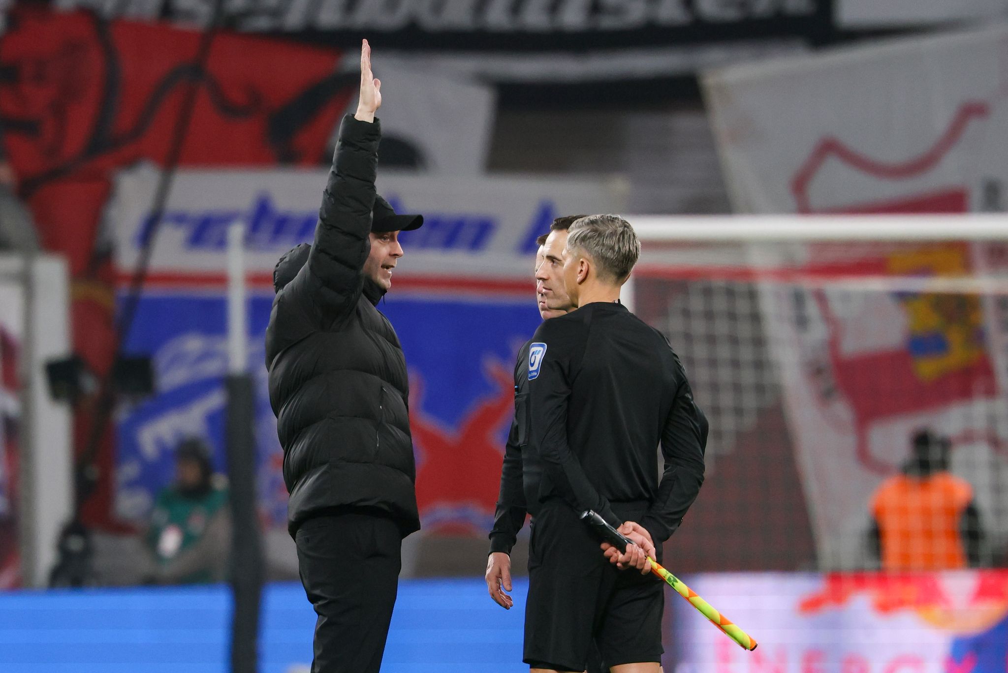 Beim Klopp-Besuch: Leipziger Schiri-Wut nach 1:3-Rückschlag