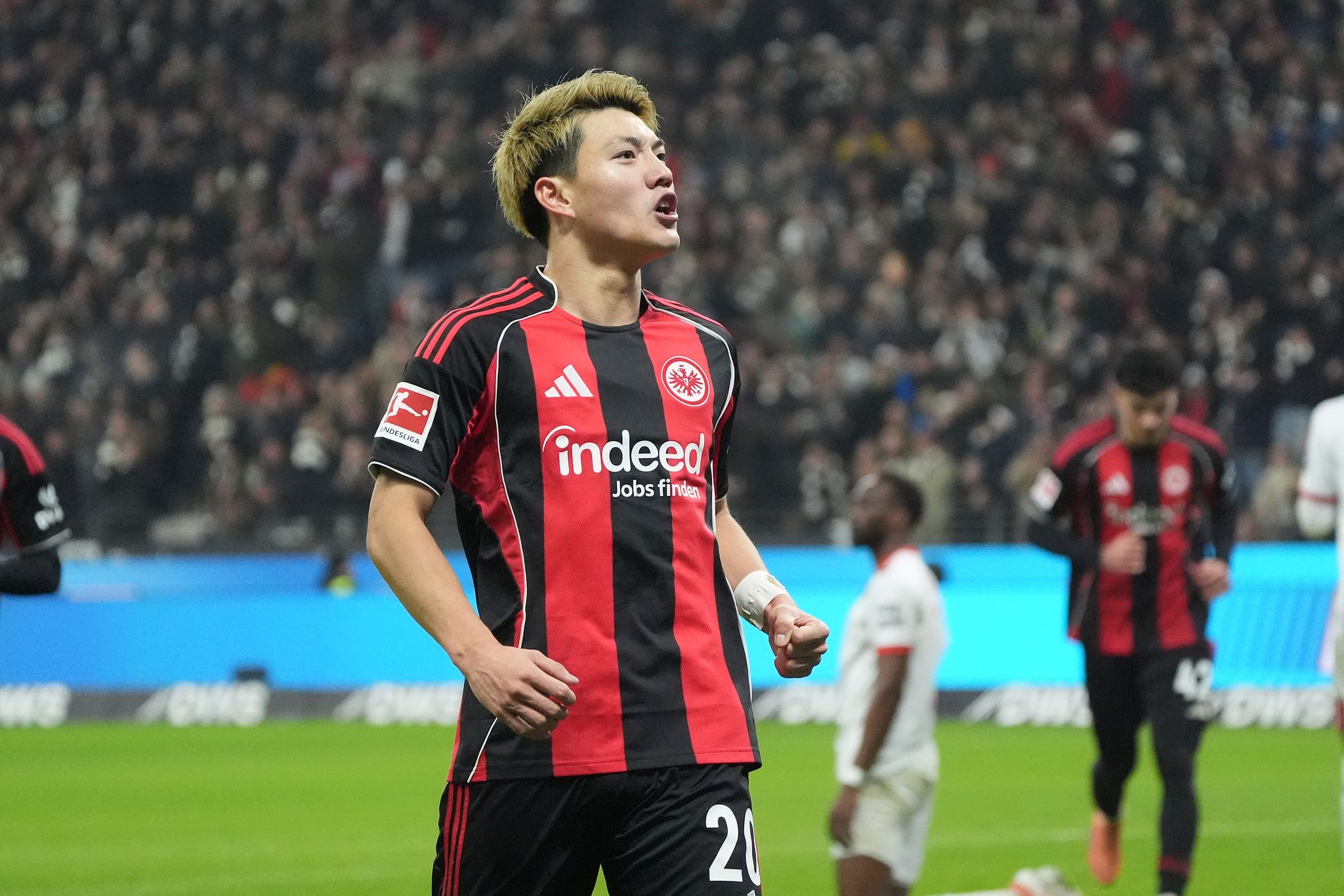Eintracht beendet Flaute mit mühevollem 1:0 gegen Augsburg