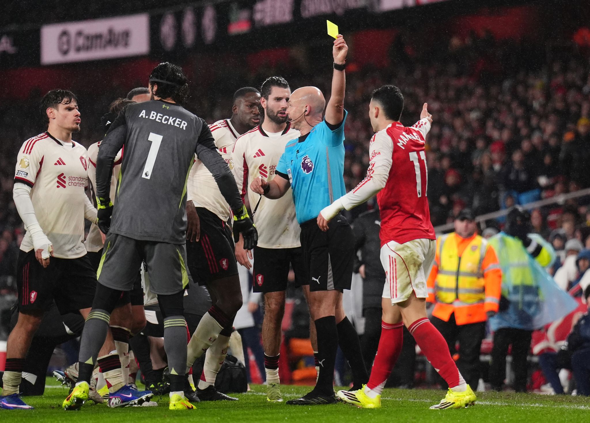 Arsenals Martinelli entschuldigt sich nach Liverpool-Eklat