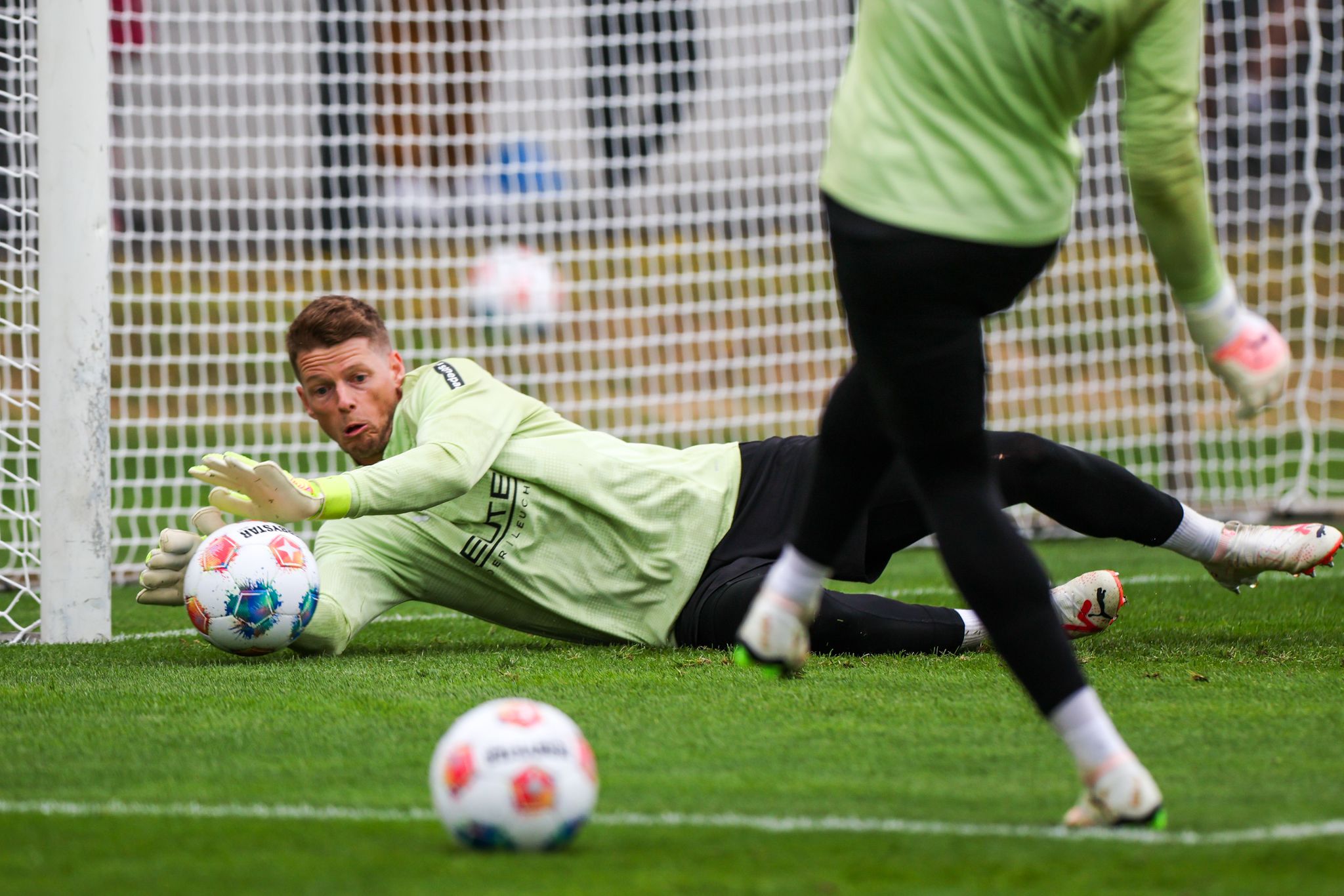 Gladbacher Torhüter Omlin wechselt nach Leverkusen