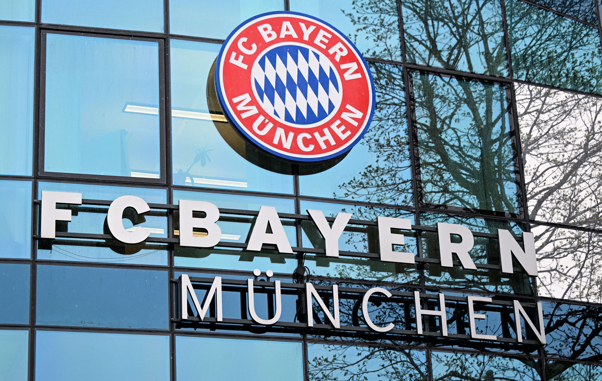 FC Bayern leiht Fußball-Teenager aus Gambia aus