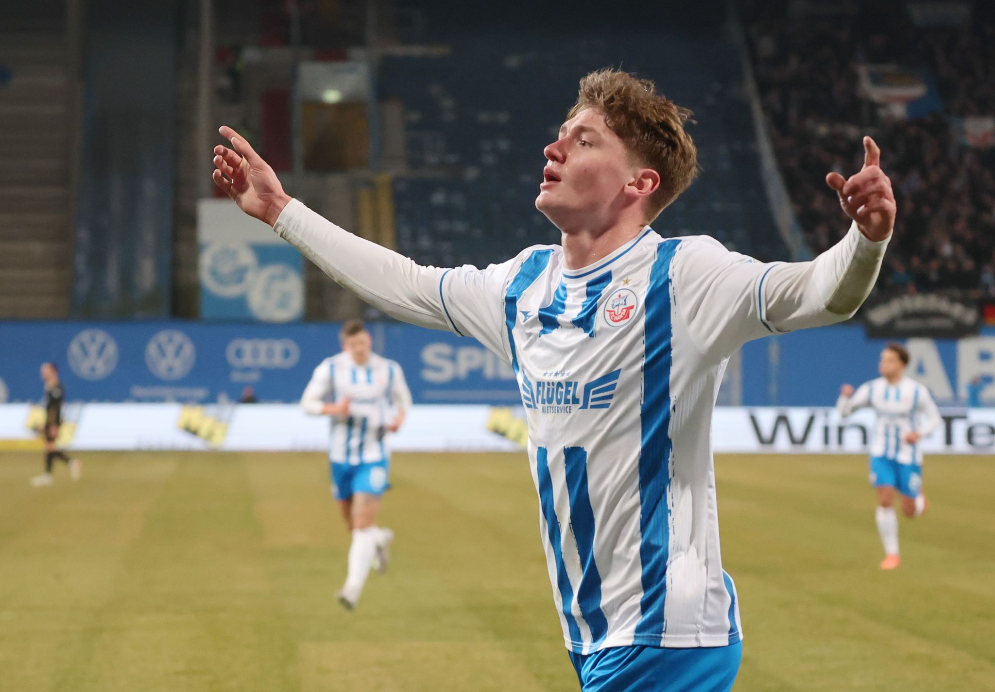 Drittliga-Rekord: Hansa gibt Stürmer Naderi nach Glasgow ab