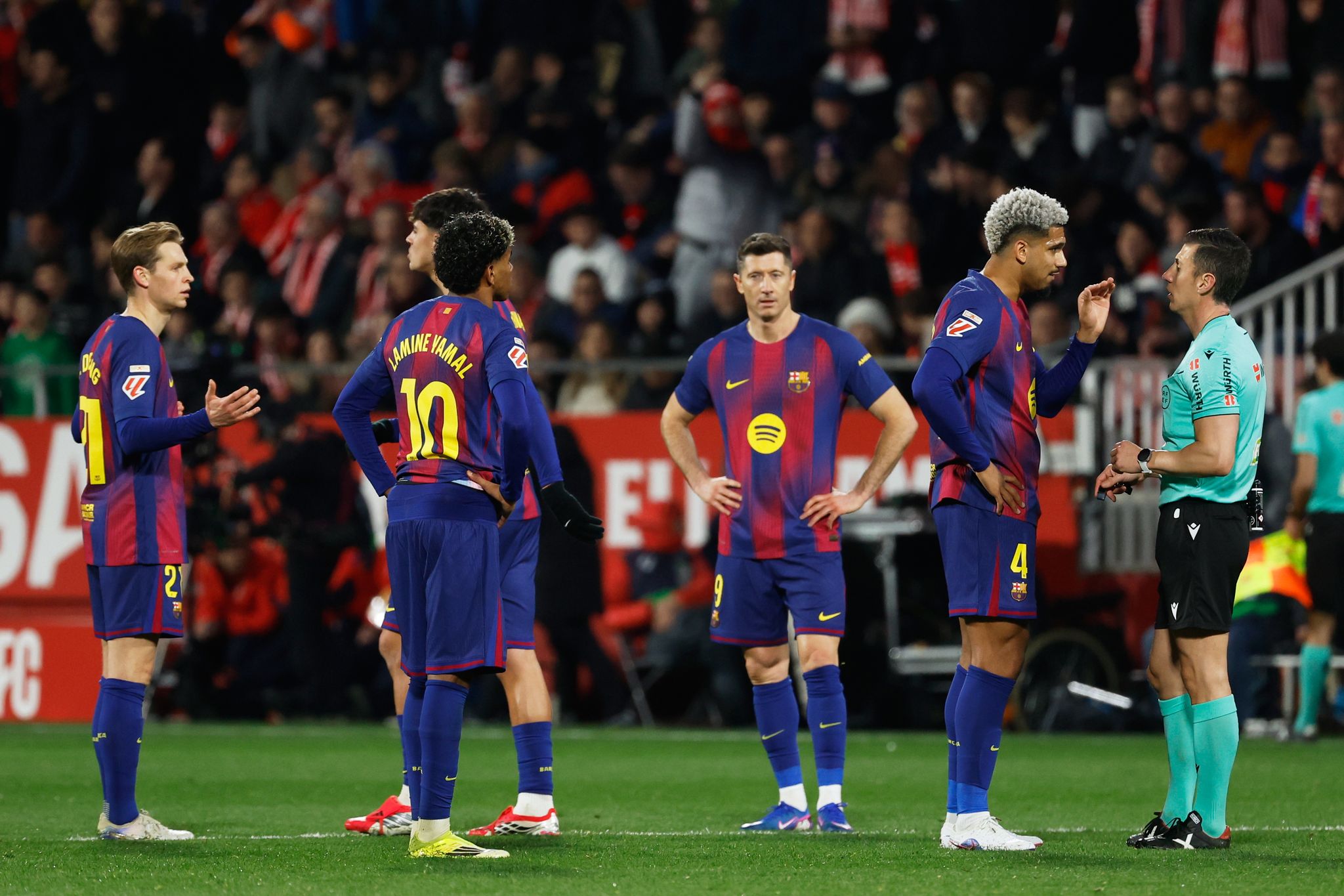 Nach Barça-Pleite in Girona: Flick bricht Interview ab