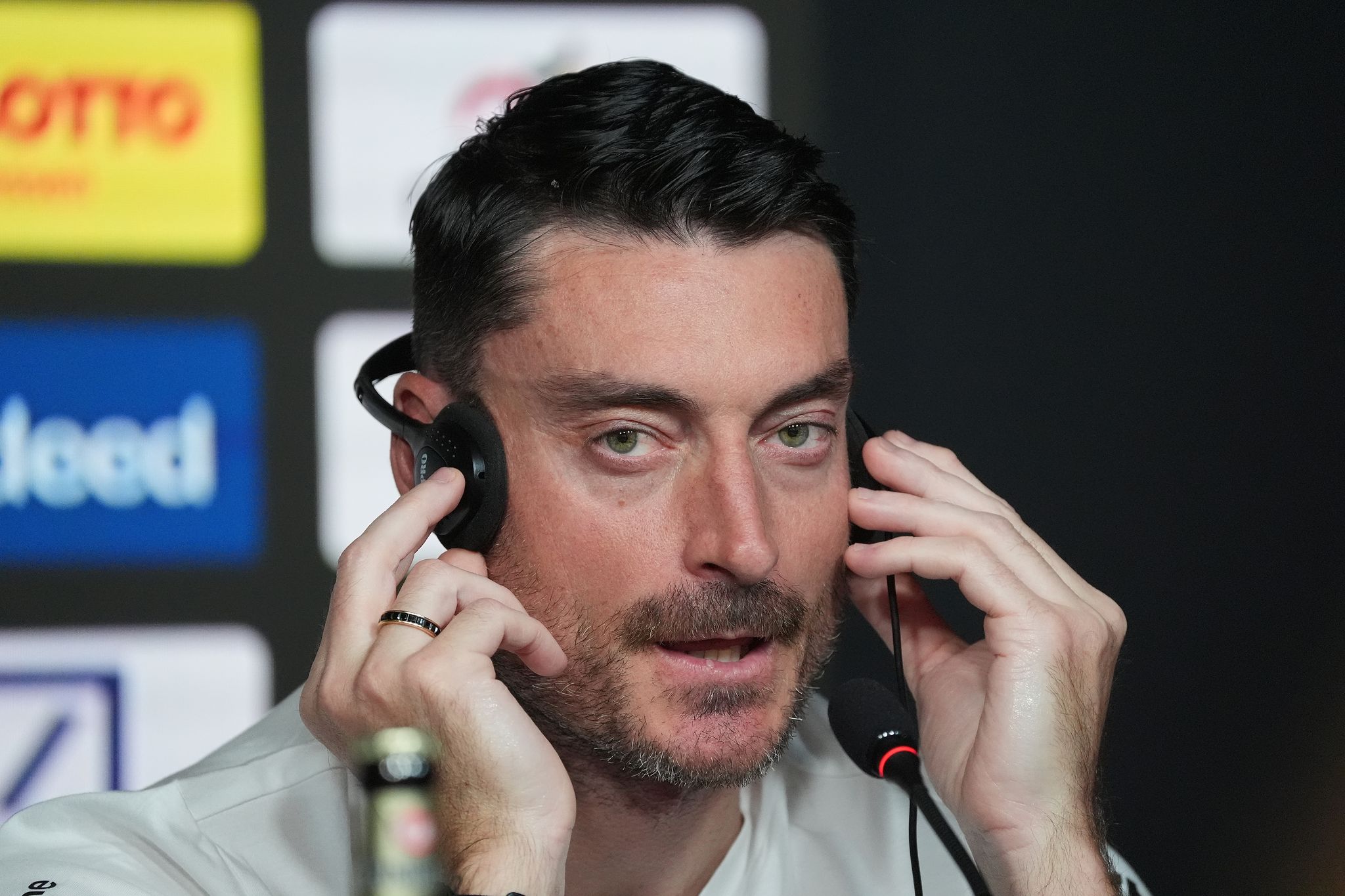 Neuer Eintracht-Coach zum Erfolgsplan: Wie mit der Freundin