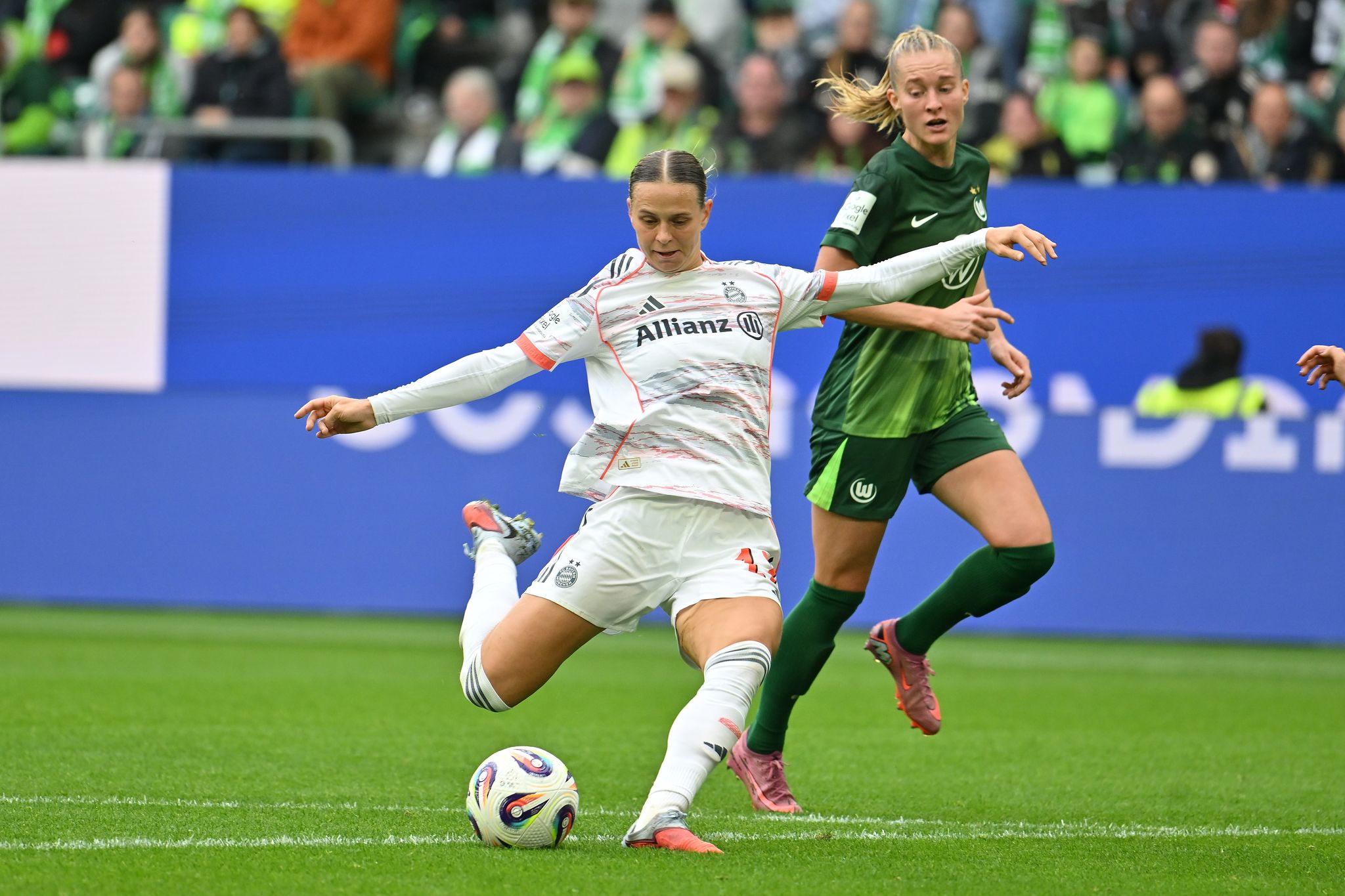 «Hochintensive Spannung» bei Bayern gegen Wolfsburg