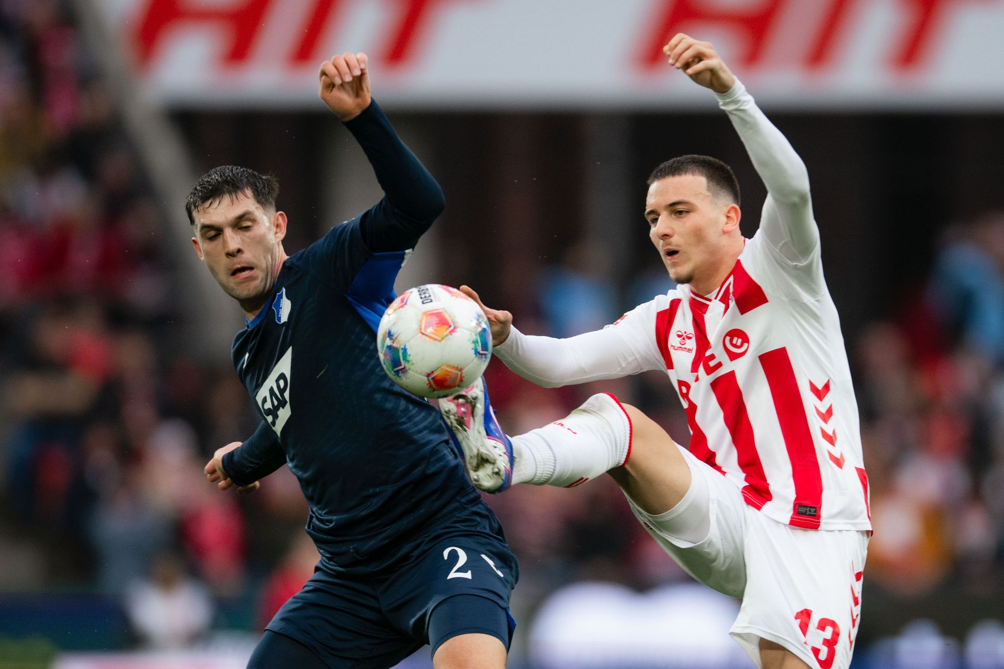 Köln trotzt Hoffenheim in wildem Schlagabtausch 2:2 ab