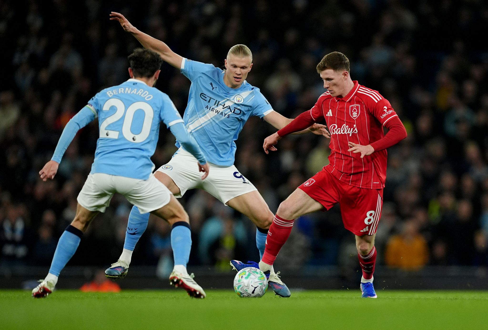 Manchester City patzt im Titelrennen – Arsenal siegt
