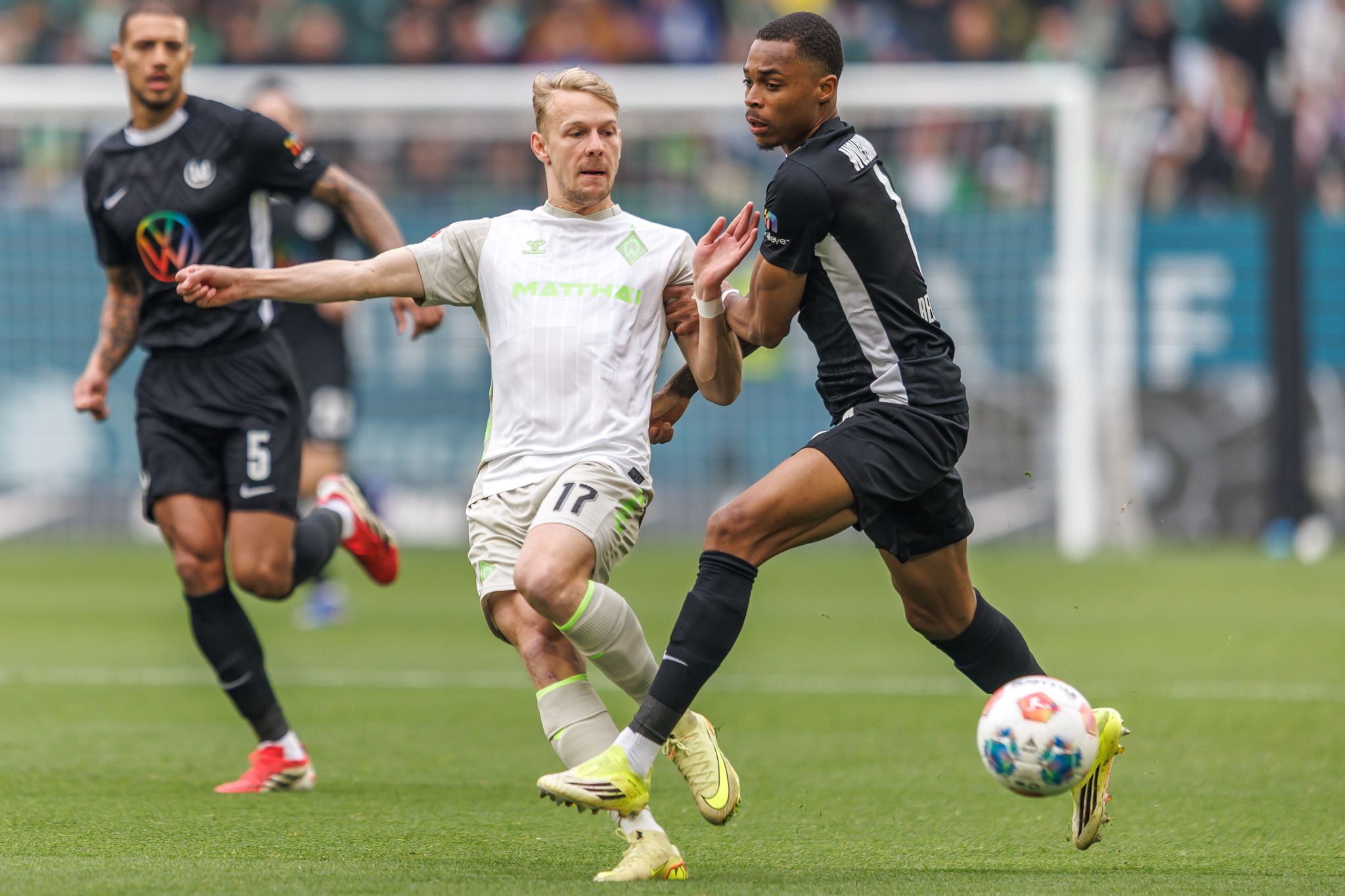 Ärger bei Kellerduell: Wolfsburg verliert auch gegen Werder