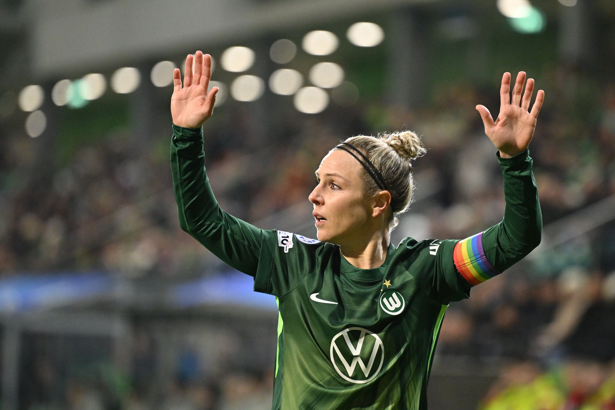 FC Bayern und Wolfsburg ziehen ins Pokal-Halbfinale ein
