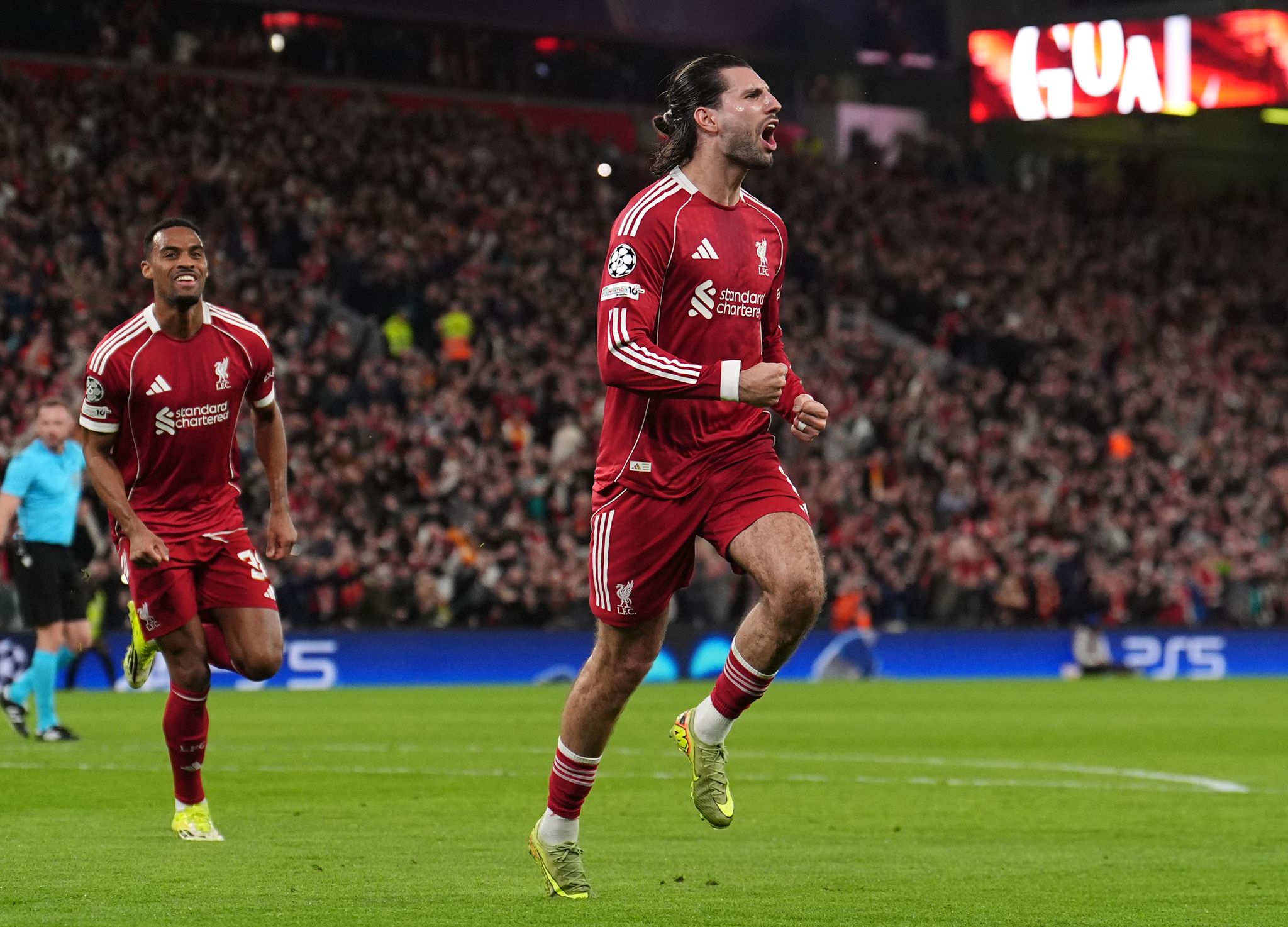 Liverpool und Barcelona mit Kantersiegen ins Viertelfinale