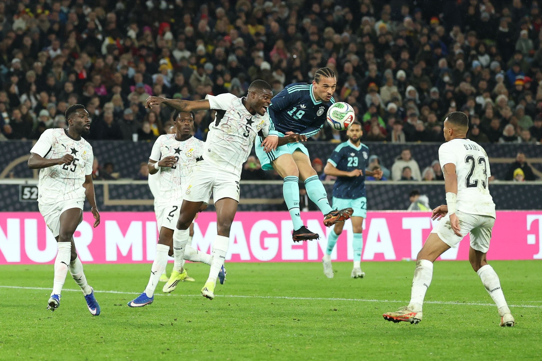 Pfiffe gegen Sané: Klare Worte von Nagelsmann und Undav