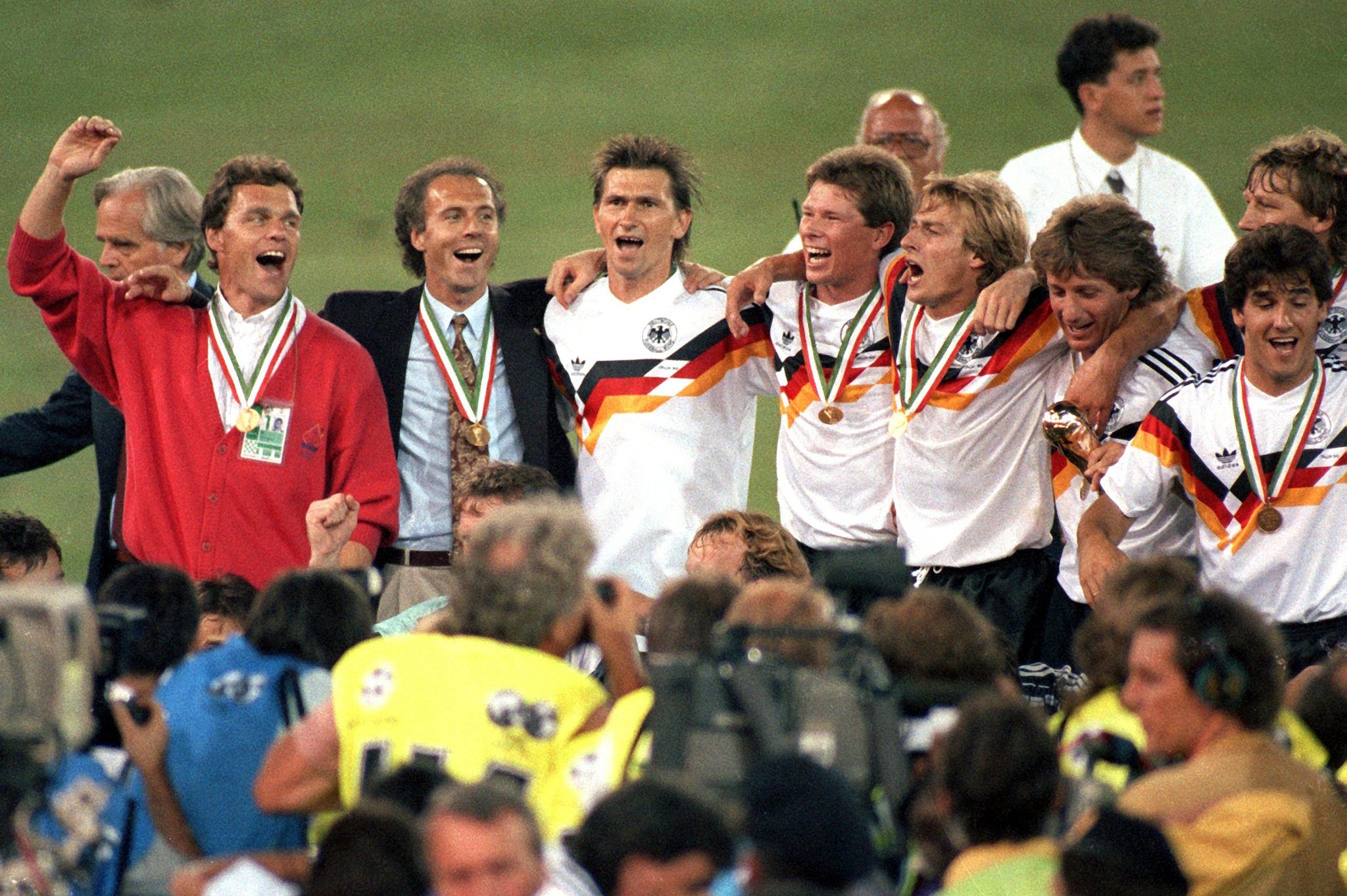 Als Freunde auf einer «rosa Wolke» zum WM-Titel 1990