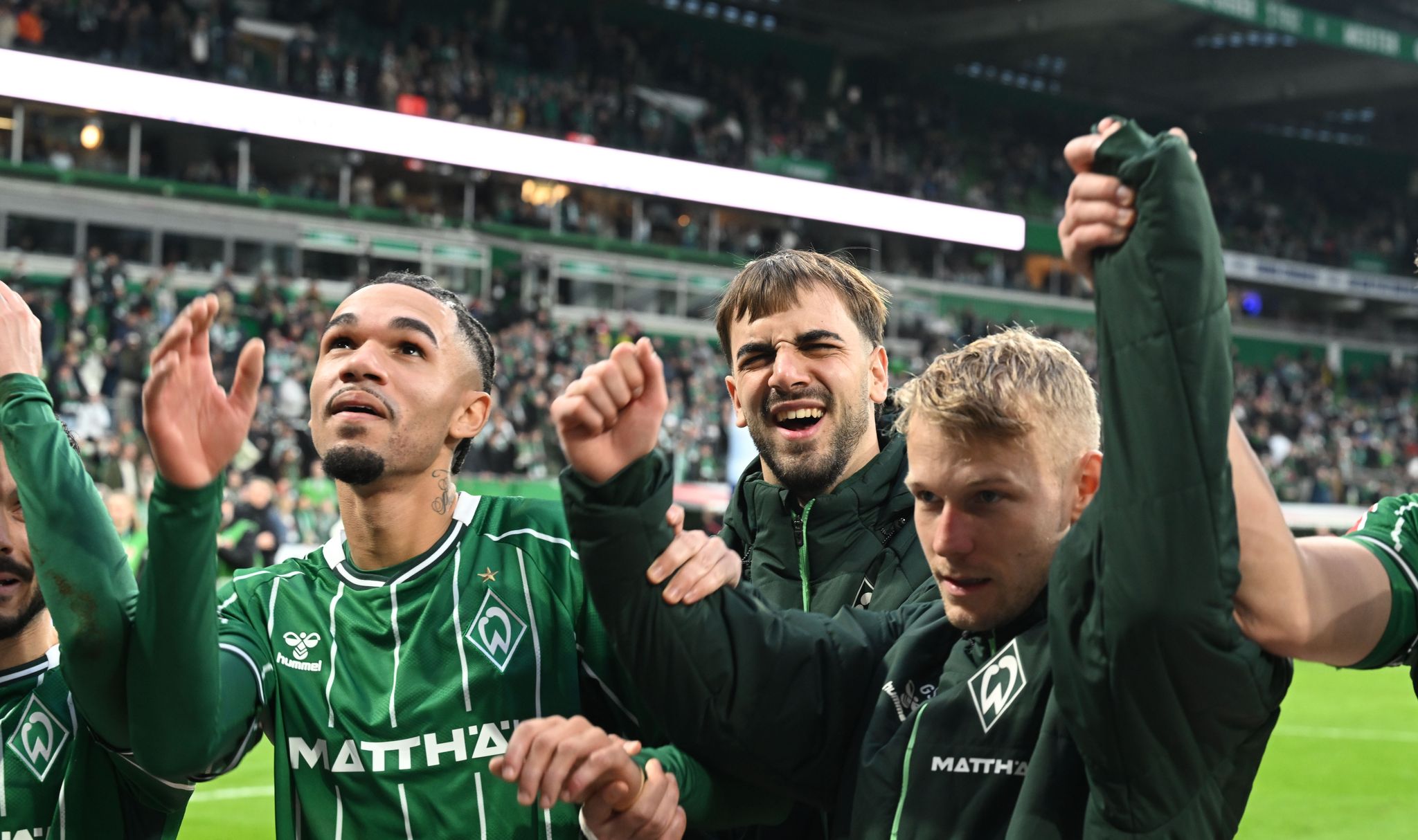 Für die Rettung: Werder-Fans und Spieler finden zusammen