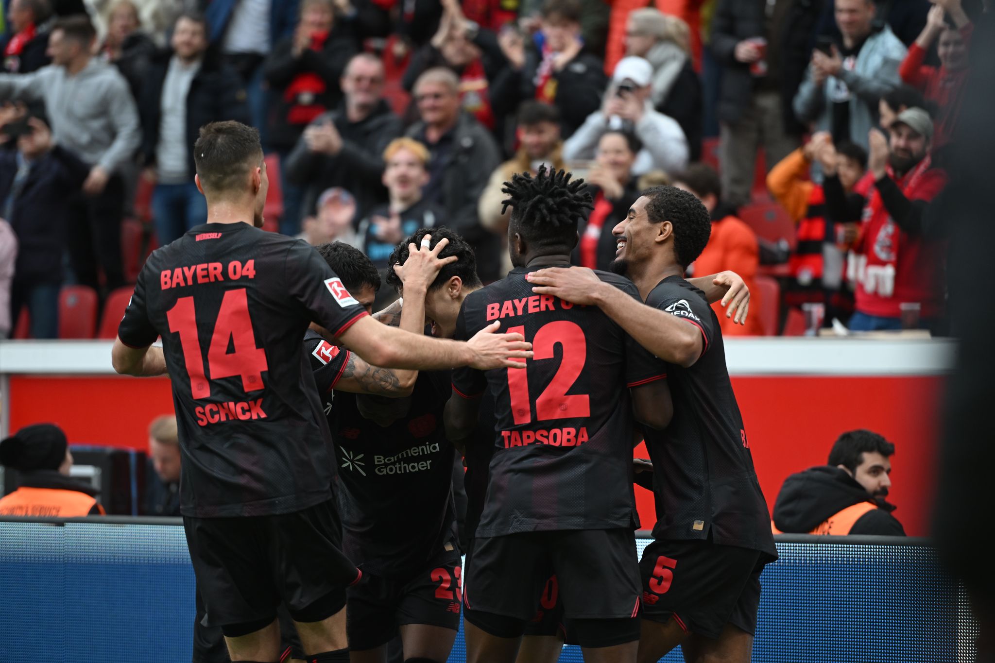 Leverkusen gelingt wildes 6:3-Comeback gegen Wolfsburg