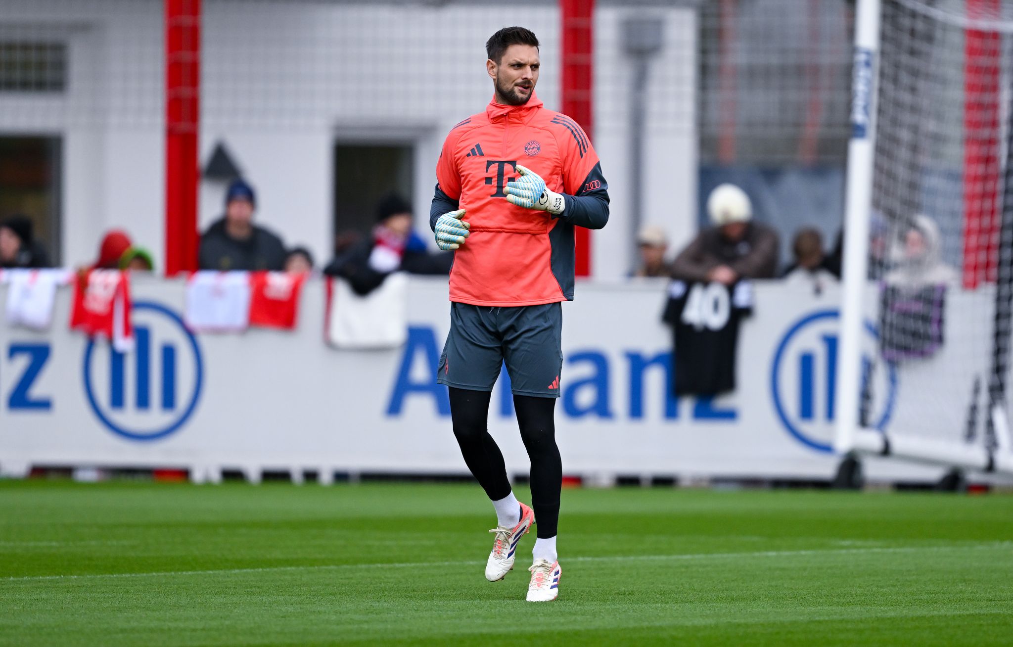 Bayern-Ersatzkeeper Ulreich absolviert erste Laufeinheiten