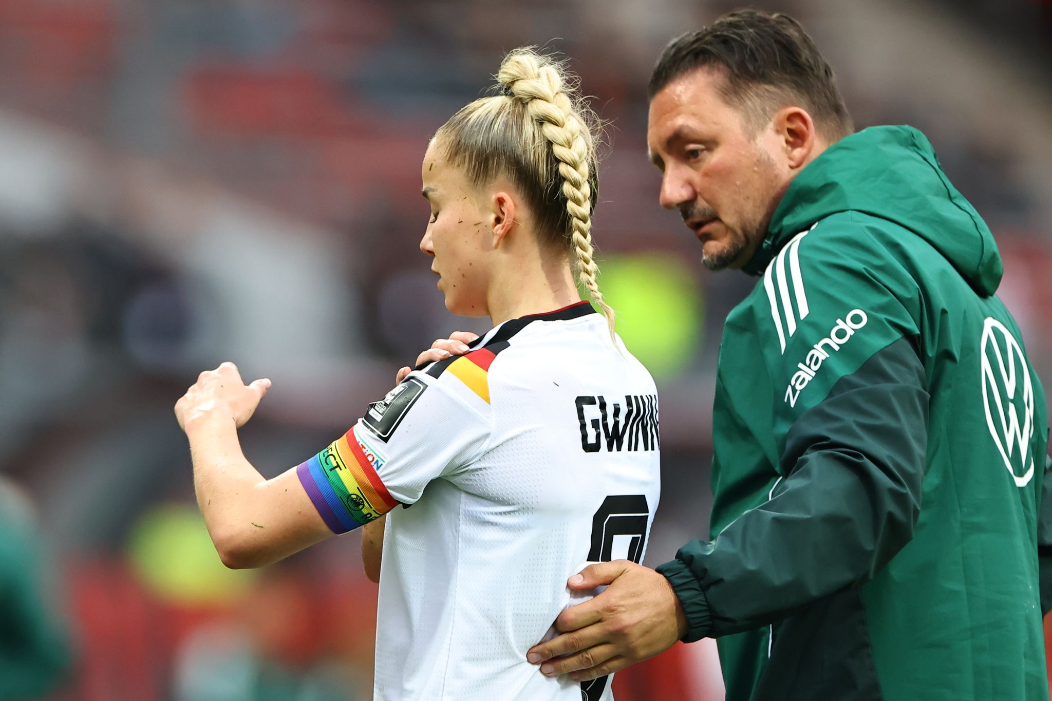 Gwinn-Aus überschattet klaren DFB-Sieg gegen Österreich