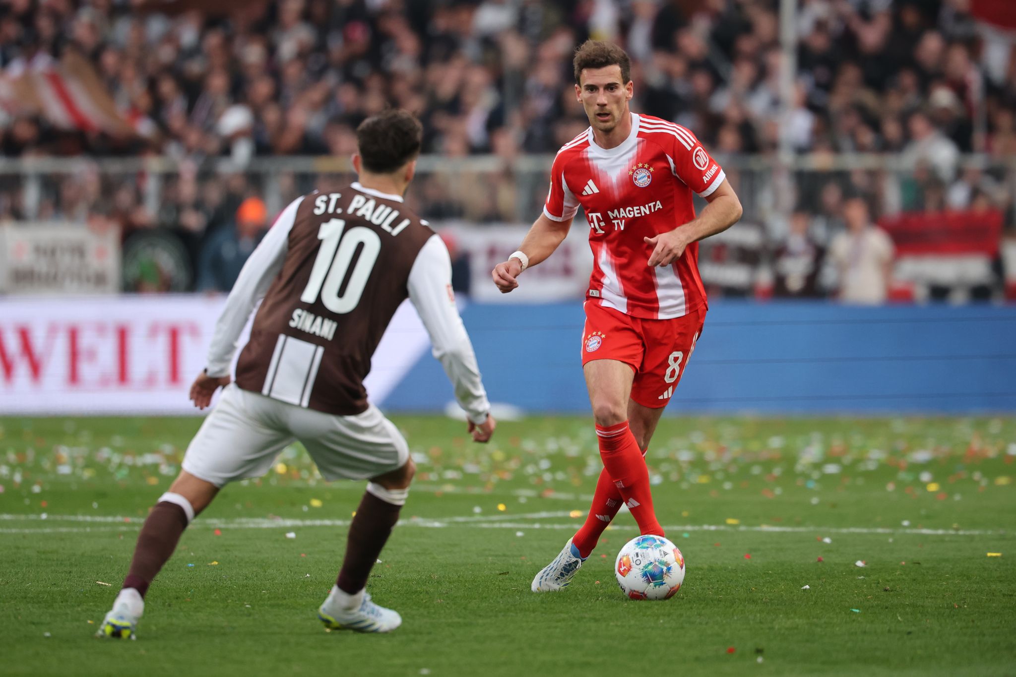 FC Bayern siegt mit Torrekord – Wolfsburg verliert