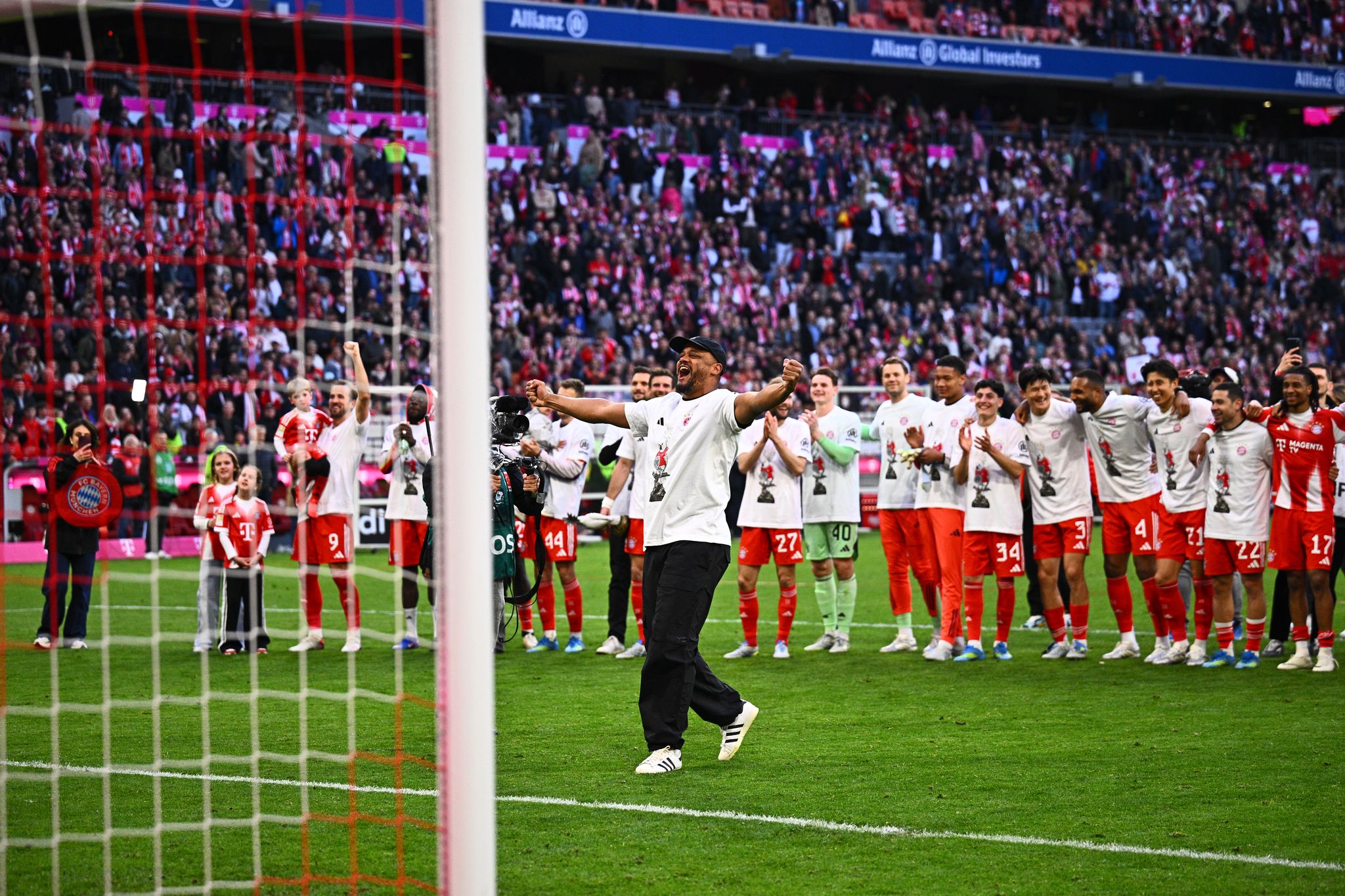 FC Bayern jagt das Triple: «Kakadu macht große Reise»
