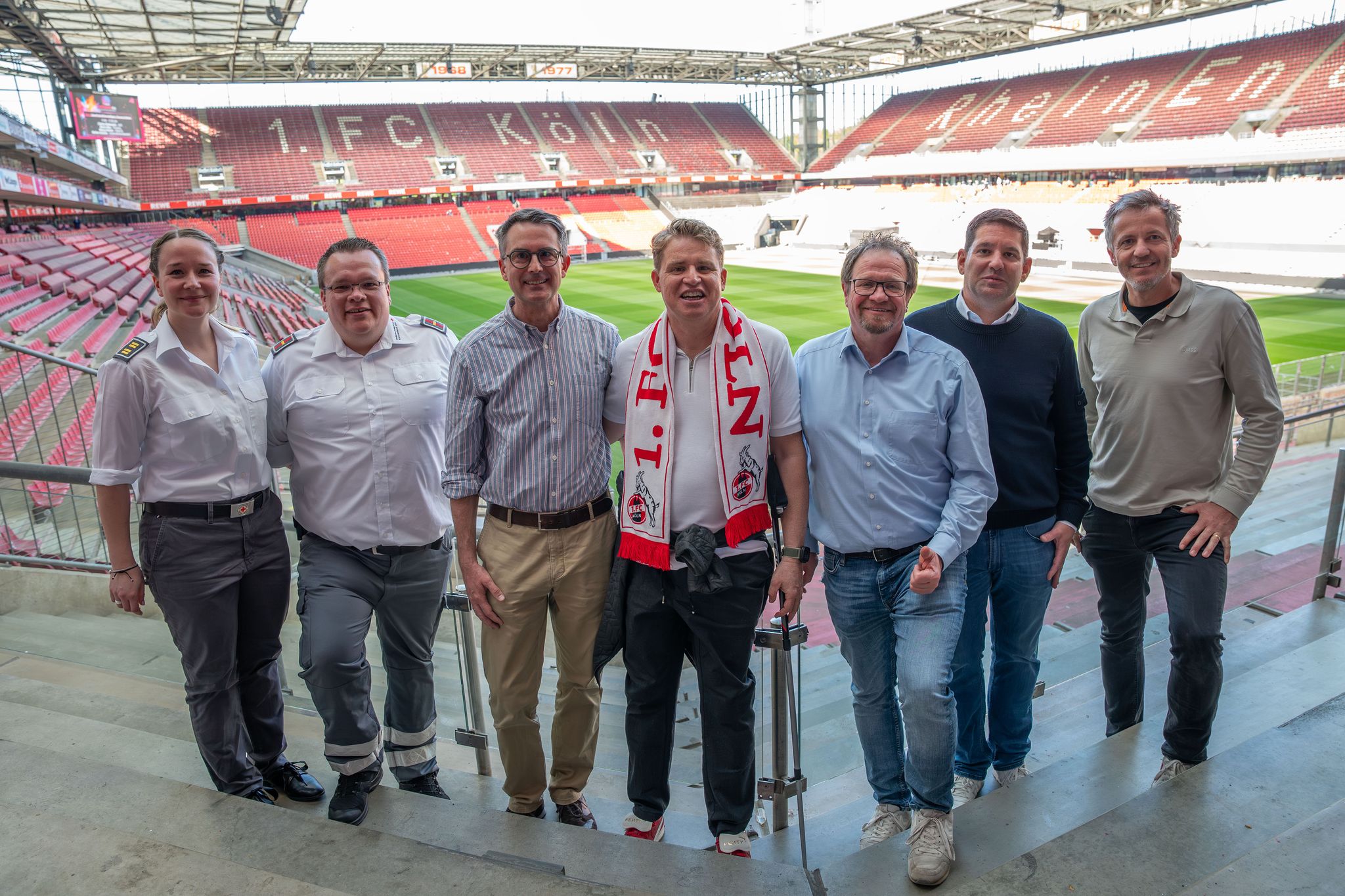 Warum Notfälle in Fußball-Stadien öfter auffallen