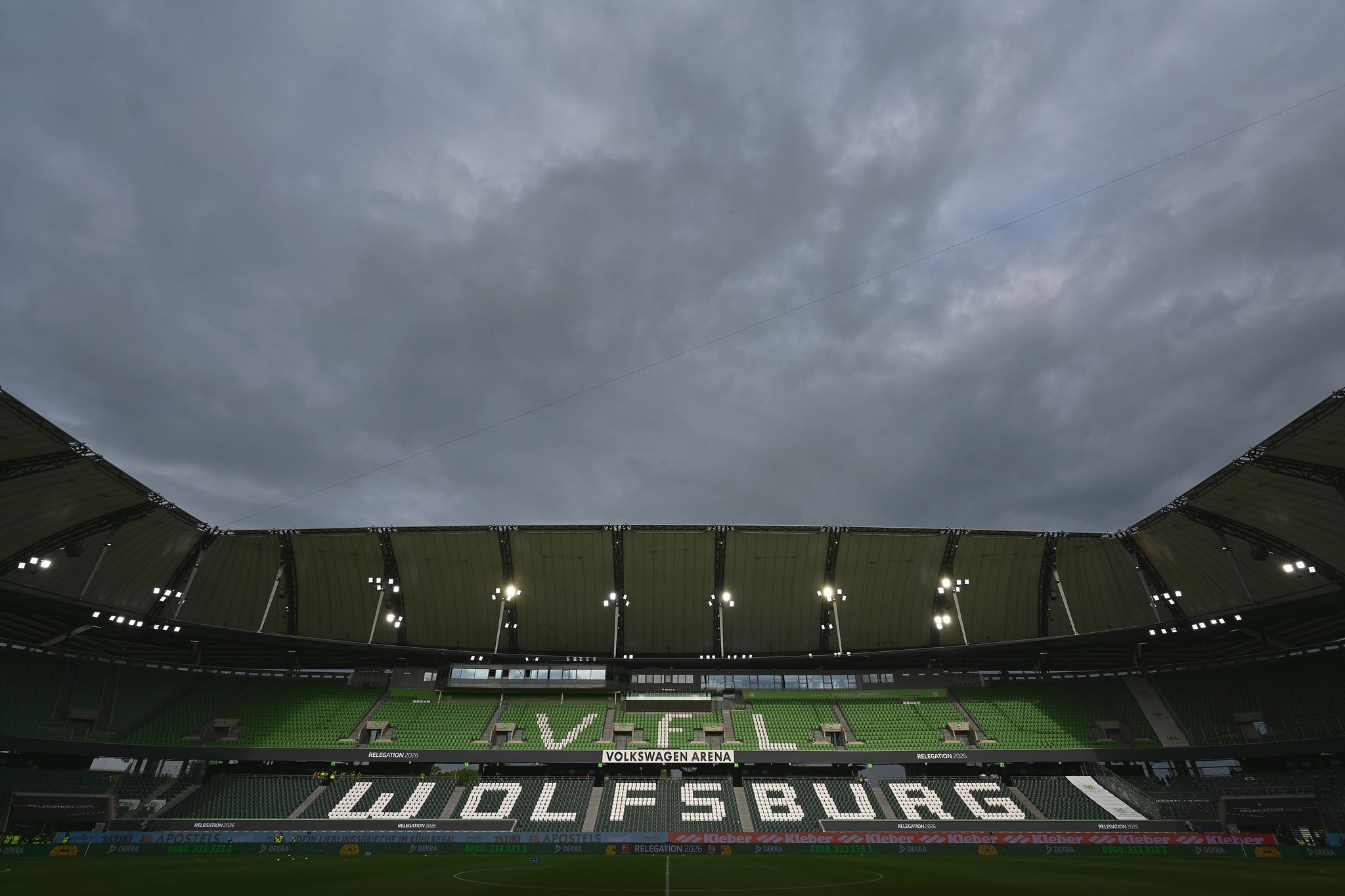 Wolfsburg droht Abstieg: Was machen Hecking und VW?