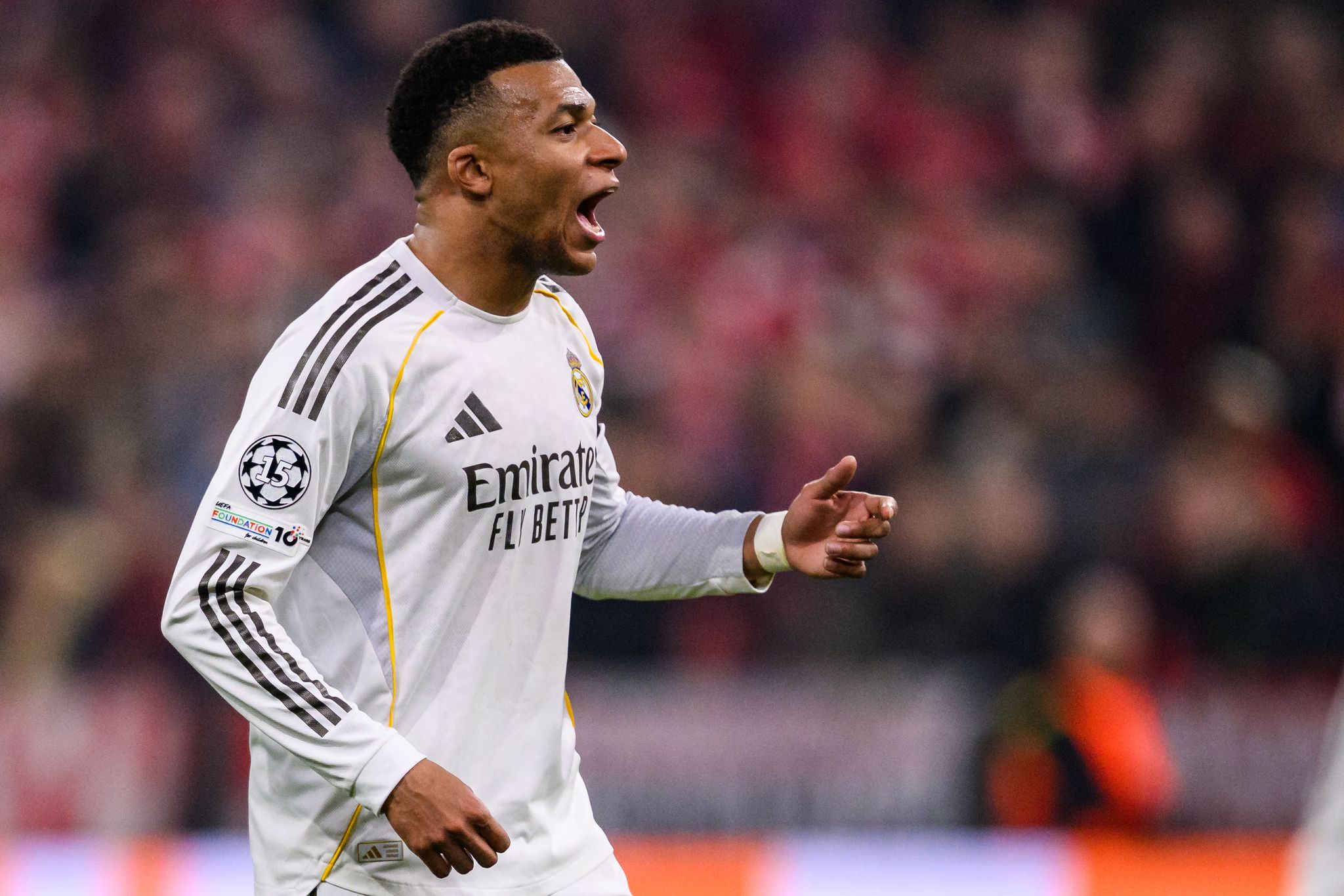 Mbappé erneuert Kritik an Rechten – Le Pen kontert
