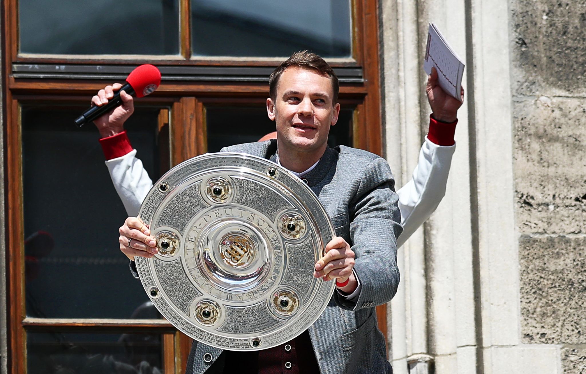 Der «ewige Manu»: Meisterschale, Vertrag – und WM-Ticket?