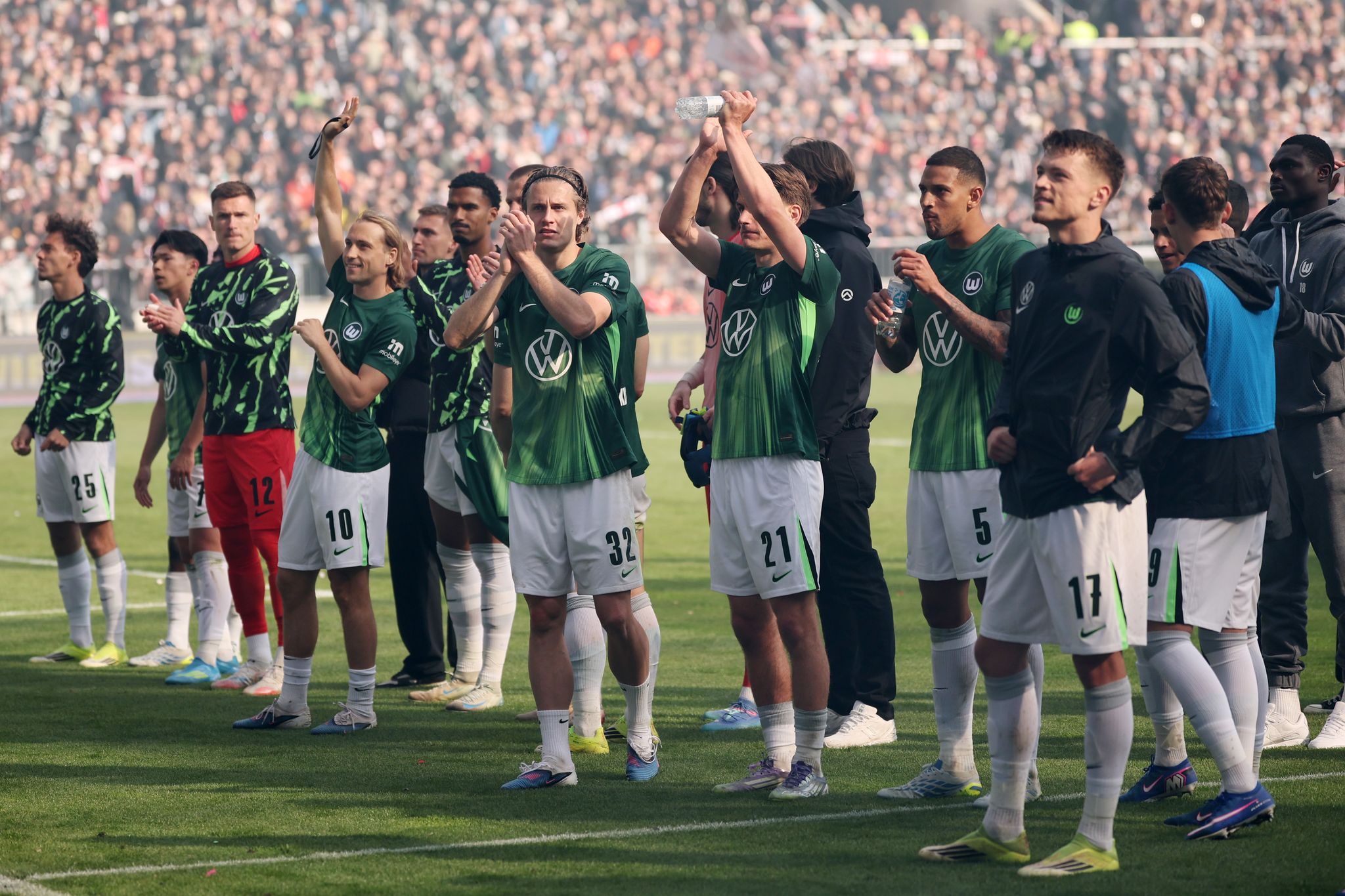 Wolfsburg in Relegation: Hecking baut auf Autorität und Aura