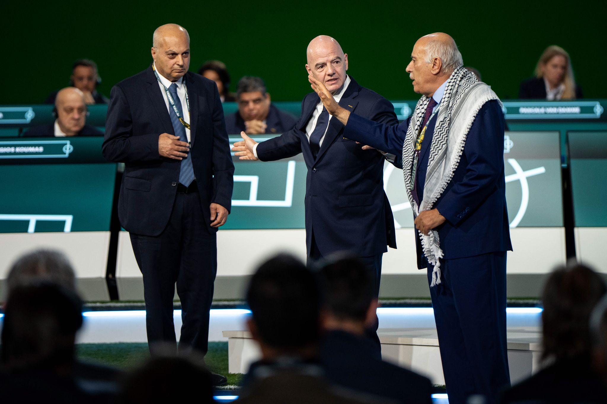 Zwischen Nahostkonflikt und Trump: Infantino will bleiben